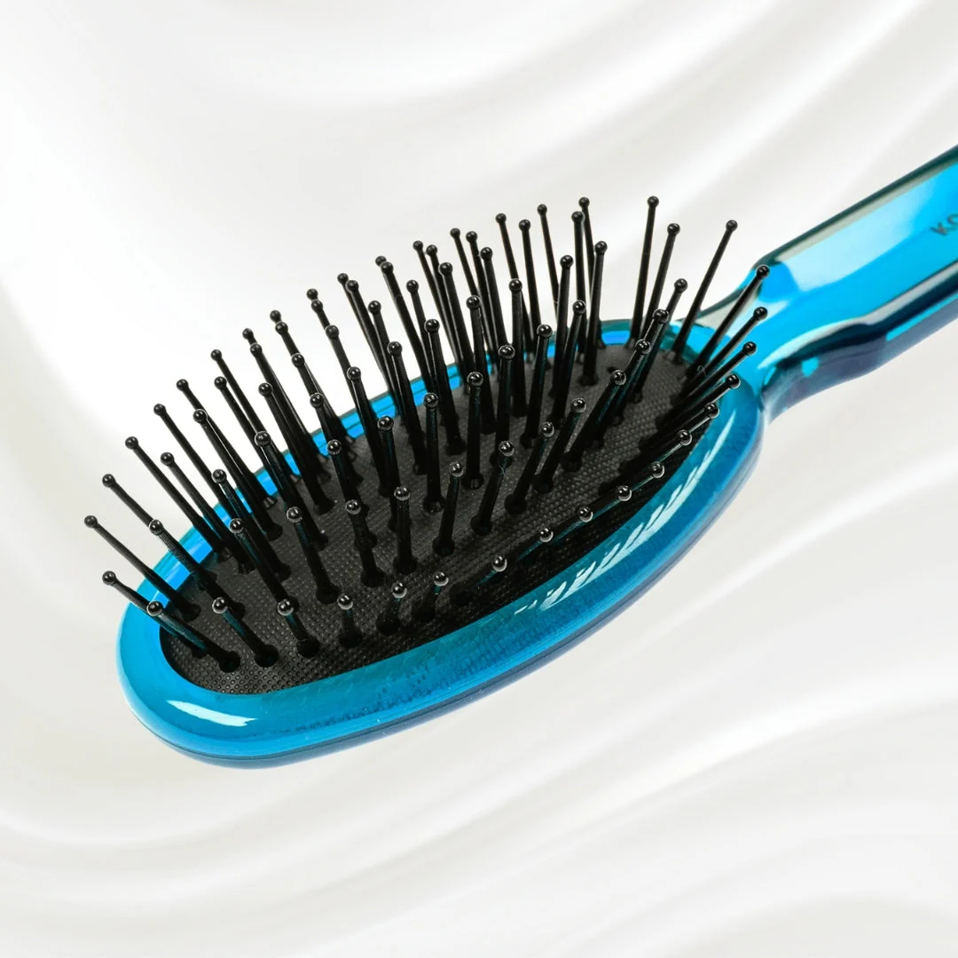 All Seasons Synthetic Pin Hair Brush - Pneumatic Cushion for Thick & Coarse Hair - Image 3