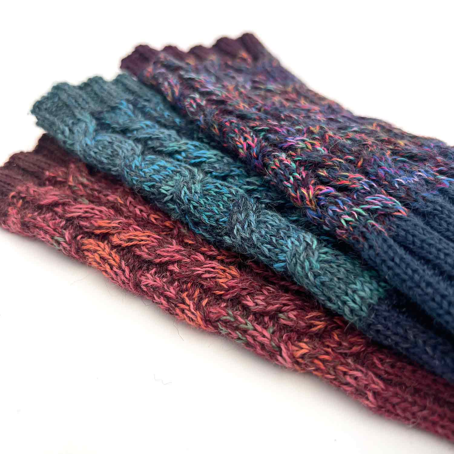 Alpaca Gloves - Braided - Scarlet - Image 3