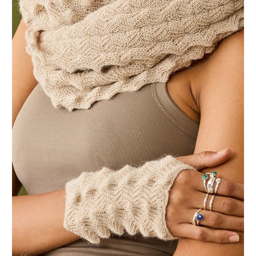 Andean Crochet Alpaca Gloves - Image 2