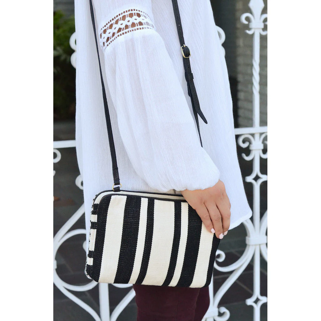 Andrea Crossbody - Image 4