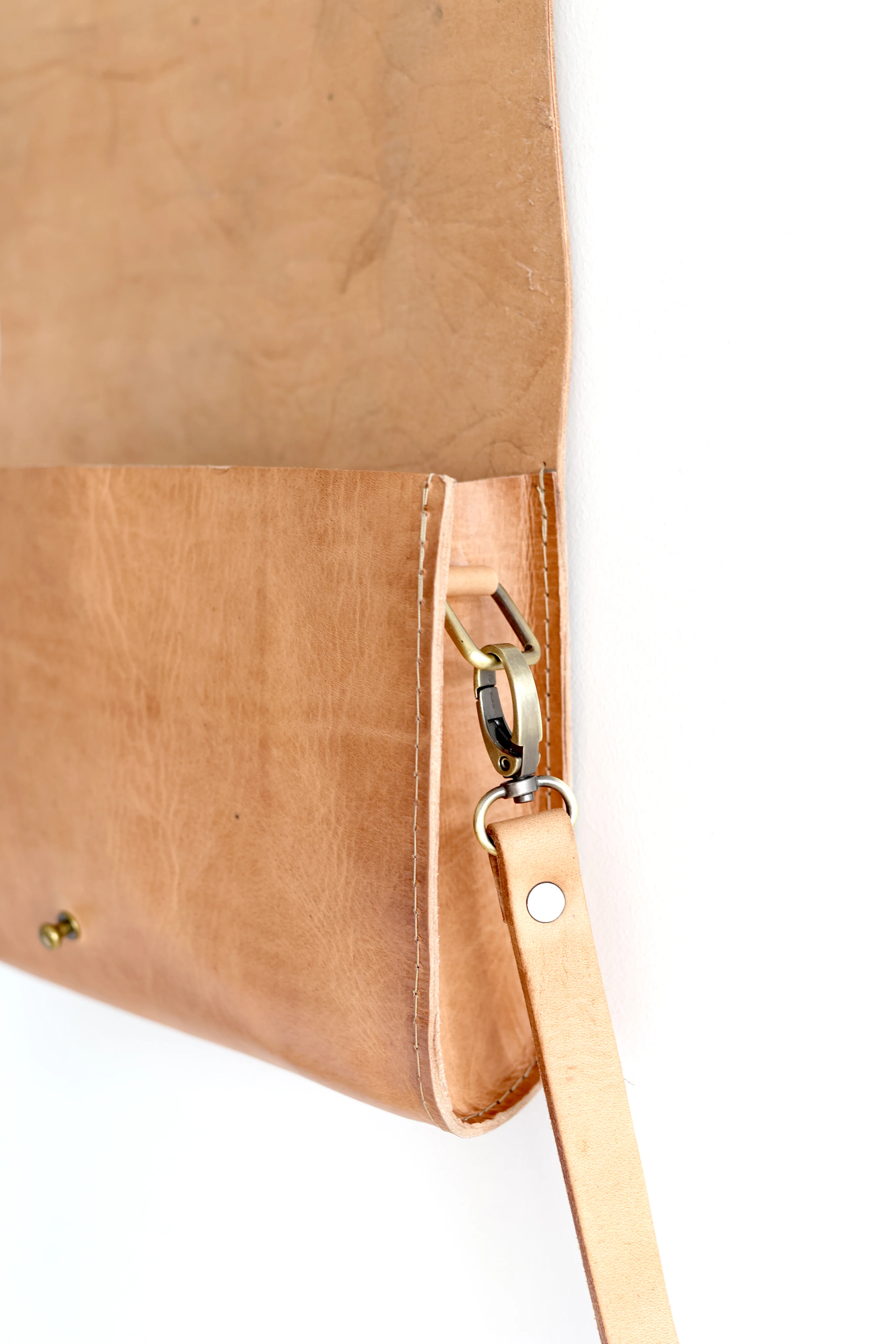 Atlas Crossbody - Image 3