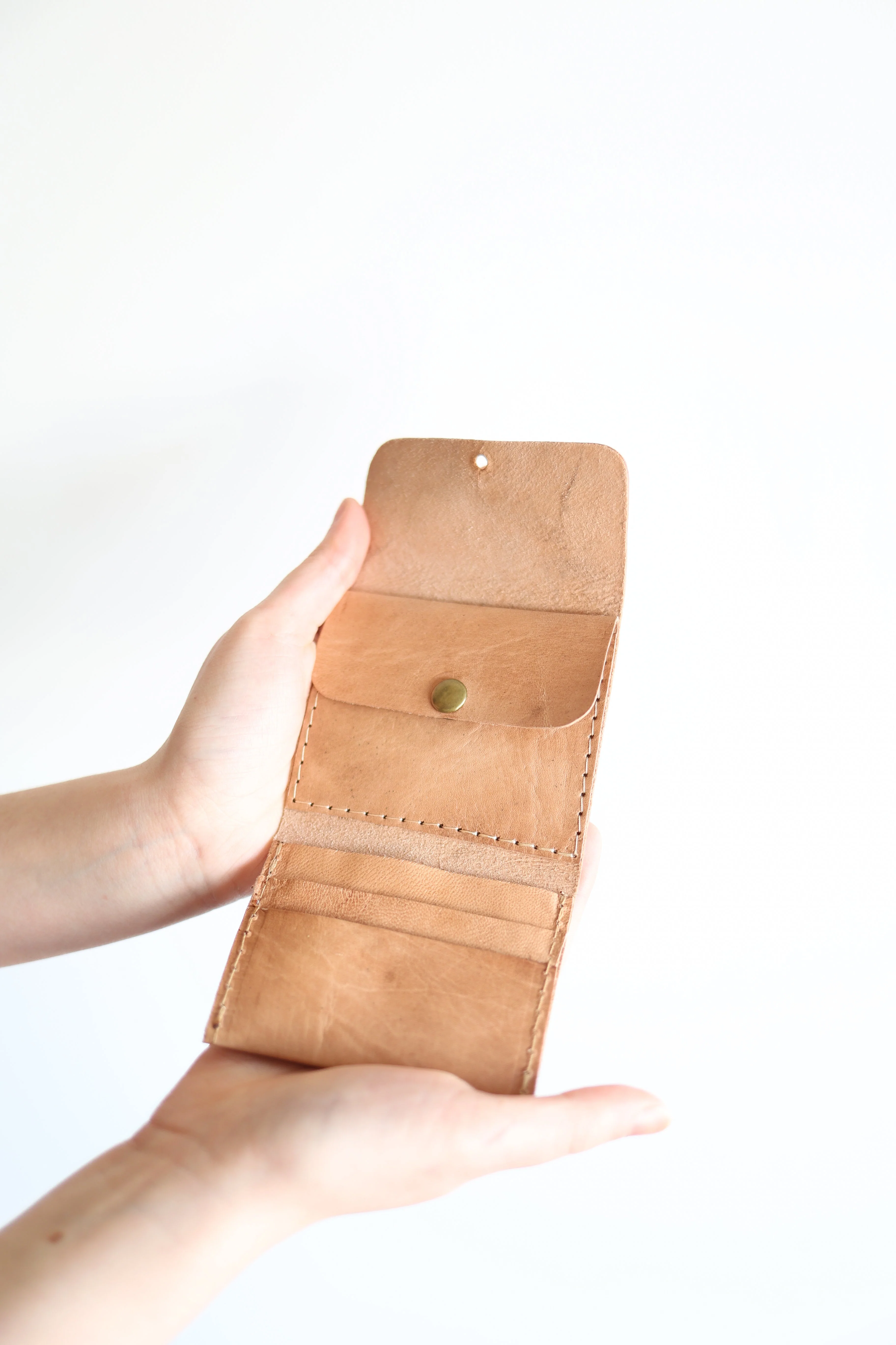 Atlas Mini Wallet - Image 9