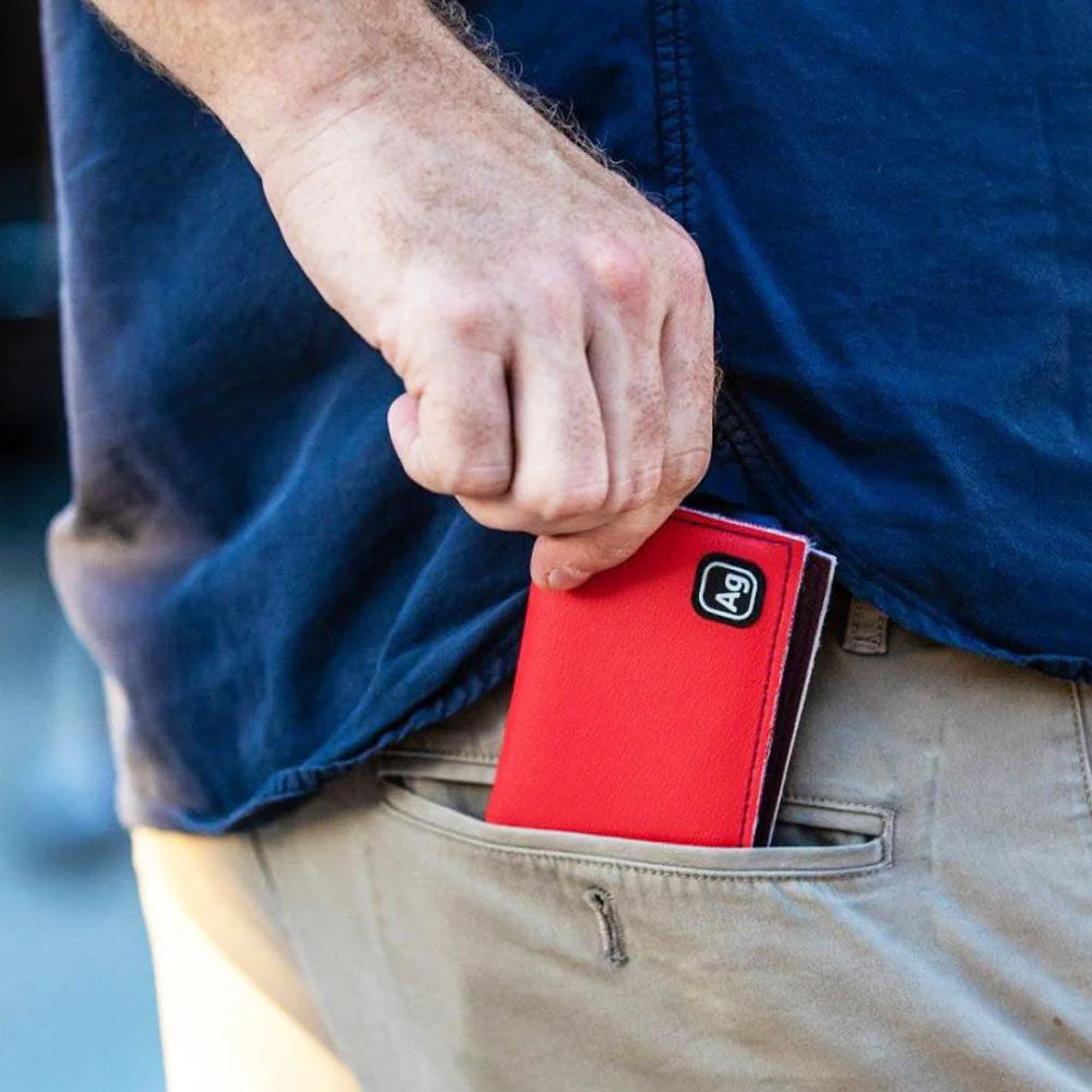 Belltown - Minimalist Vegan Leather Wallet - Image 9