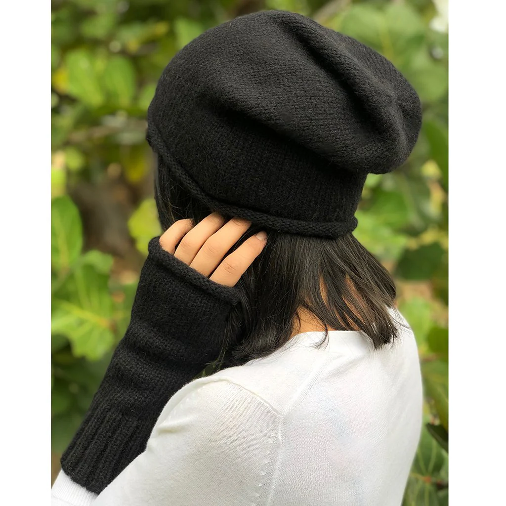 Black Essential Knit Alpaca Beanie - Image 2