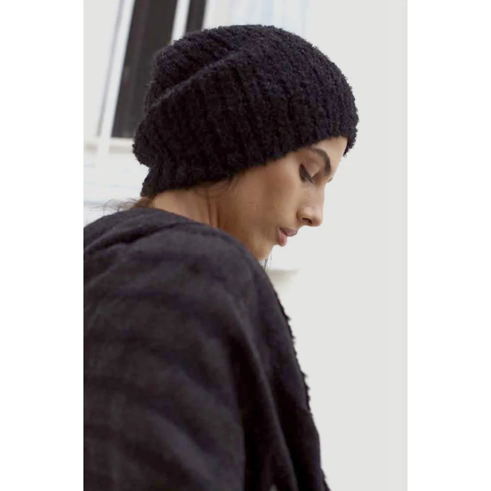 Black Loop Knit Alpaca Beanie - Image 4