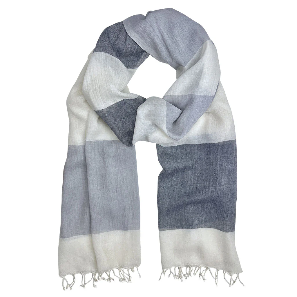 Bold Stripe Milk Yarn Scarf - Image 2