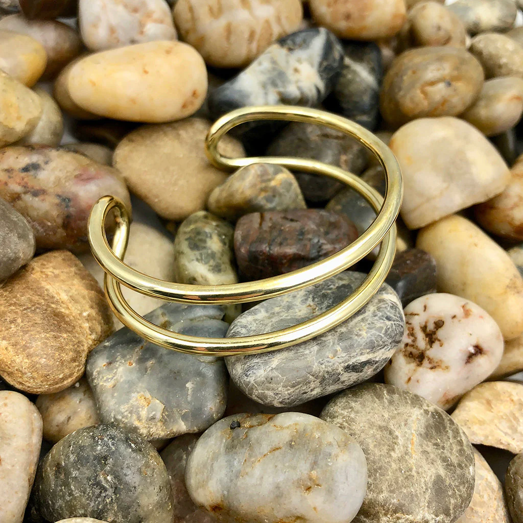 Bombshell Wire Cuff - Image 5