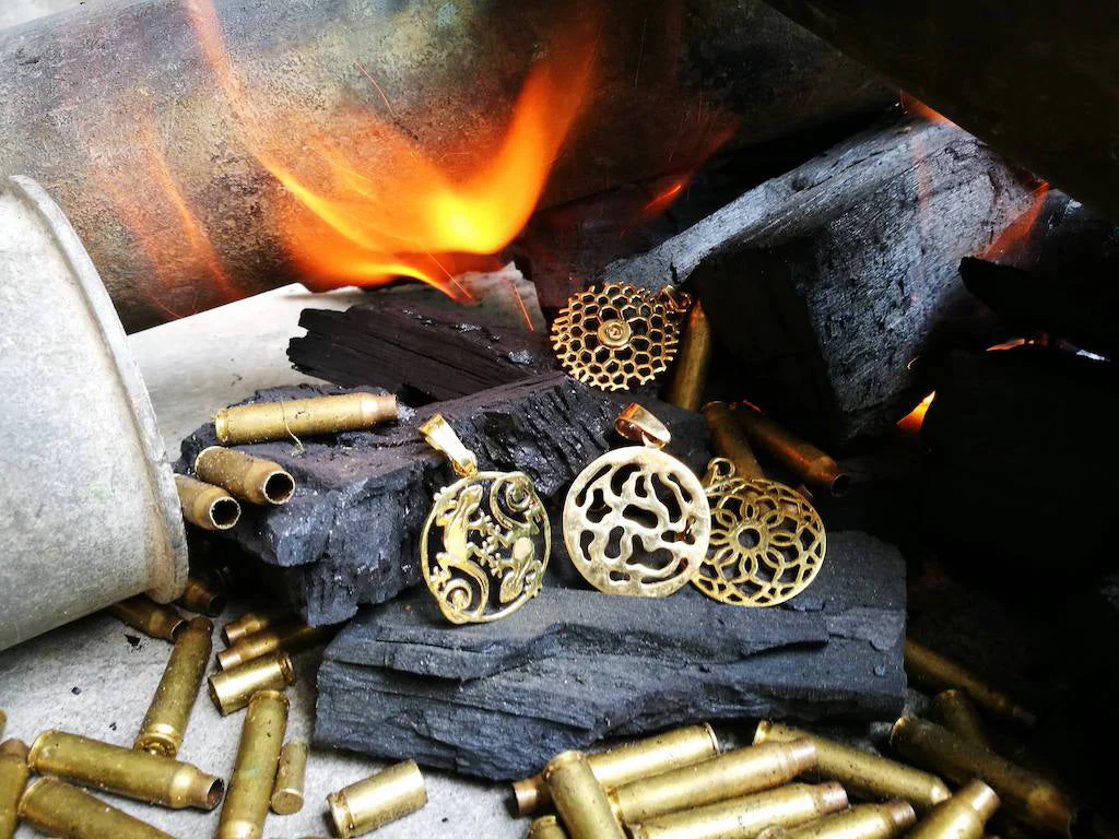 Bombshell Wire Cuff - Image 6