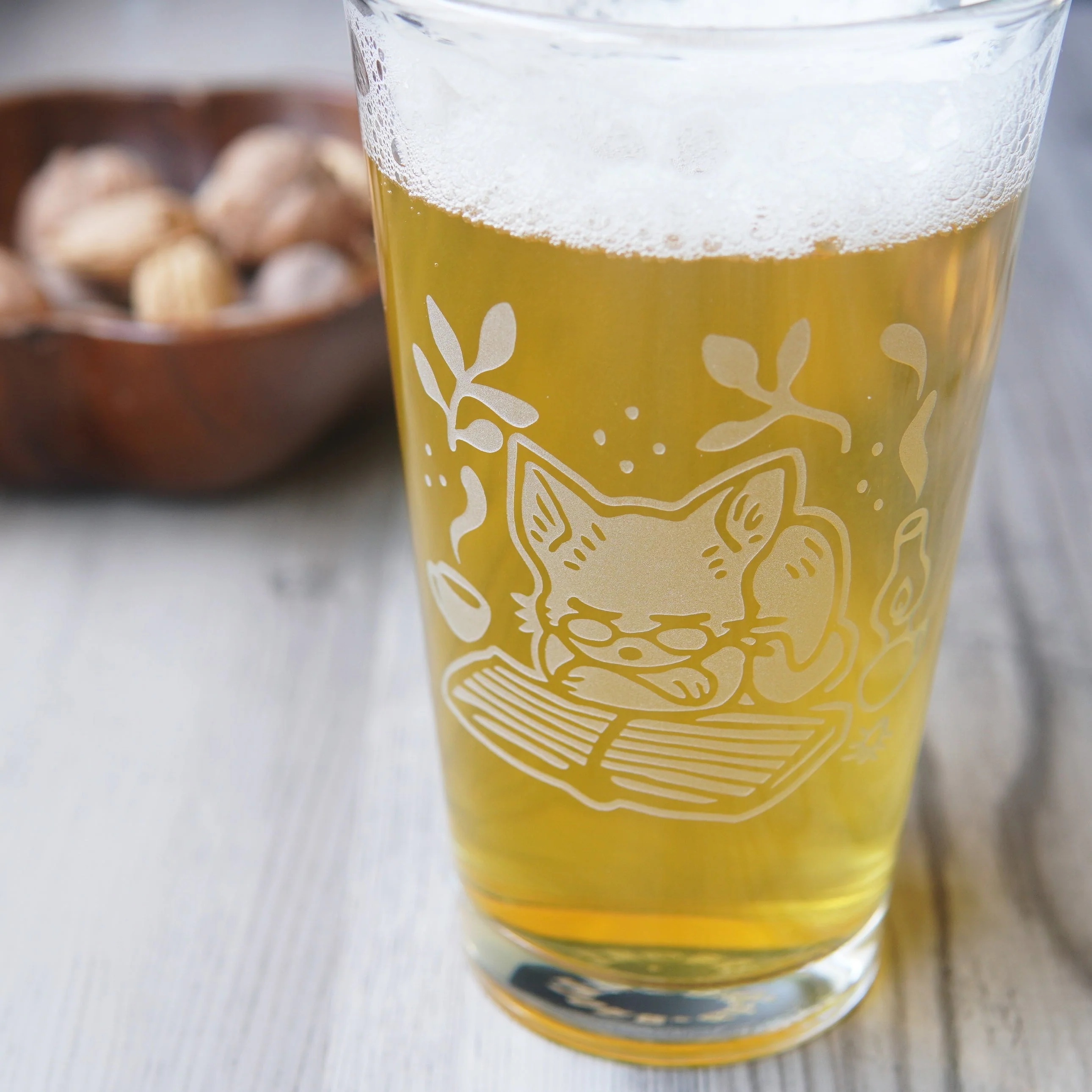 Book Cat Pint Glass - etched glassware - Image 4
