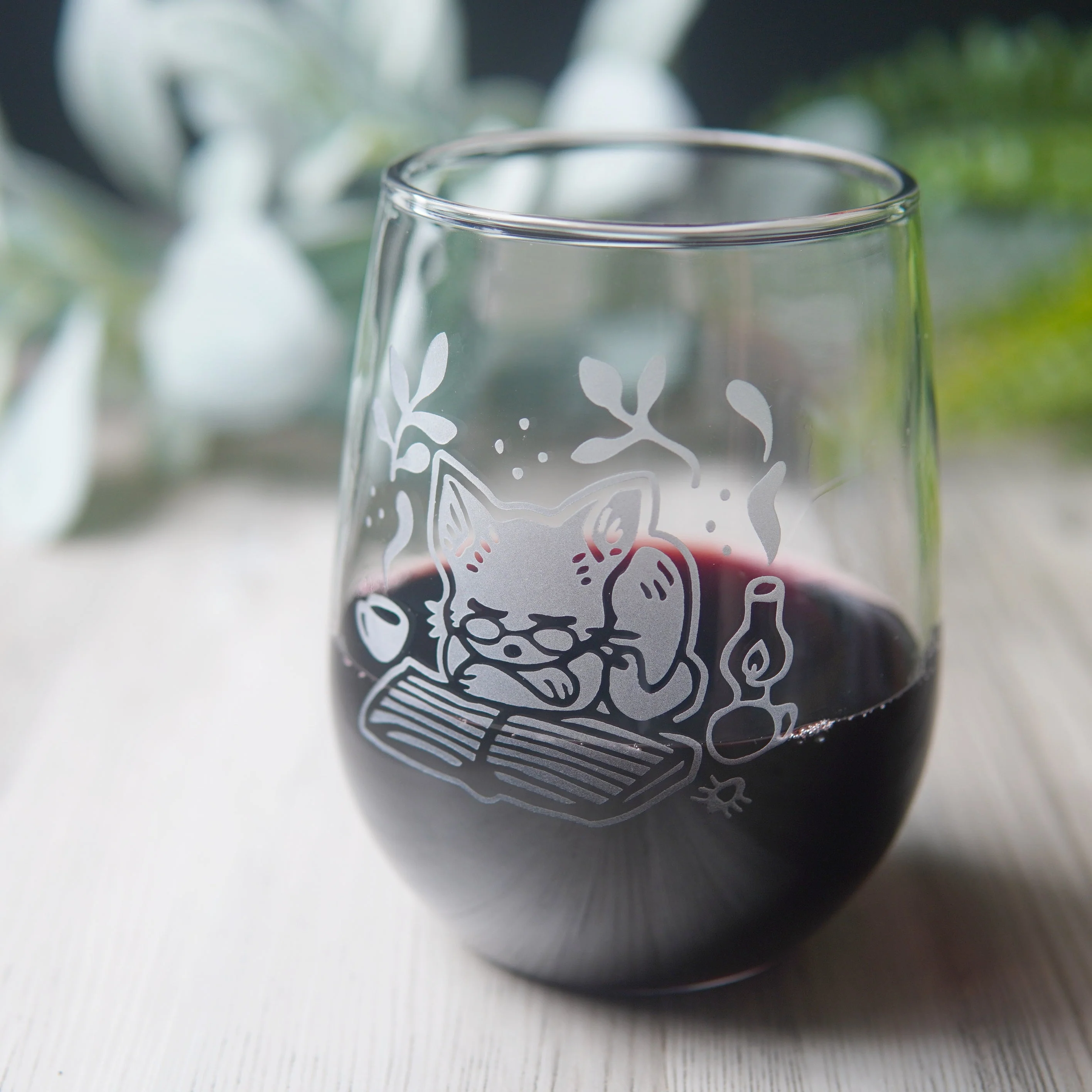 Book Cat Stemless Wine Glass - cozy etched glassware - Image 4