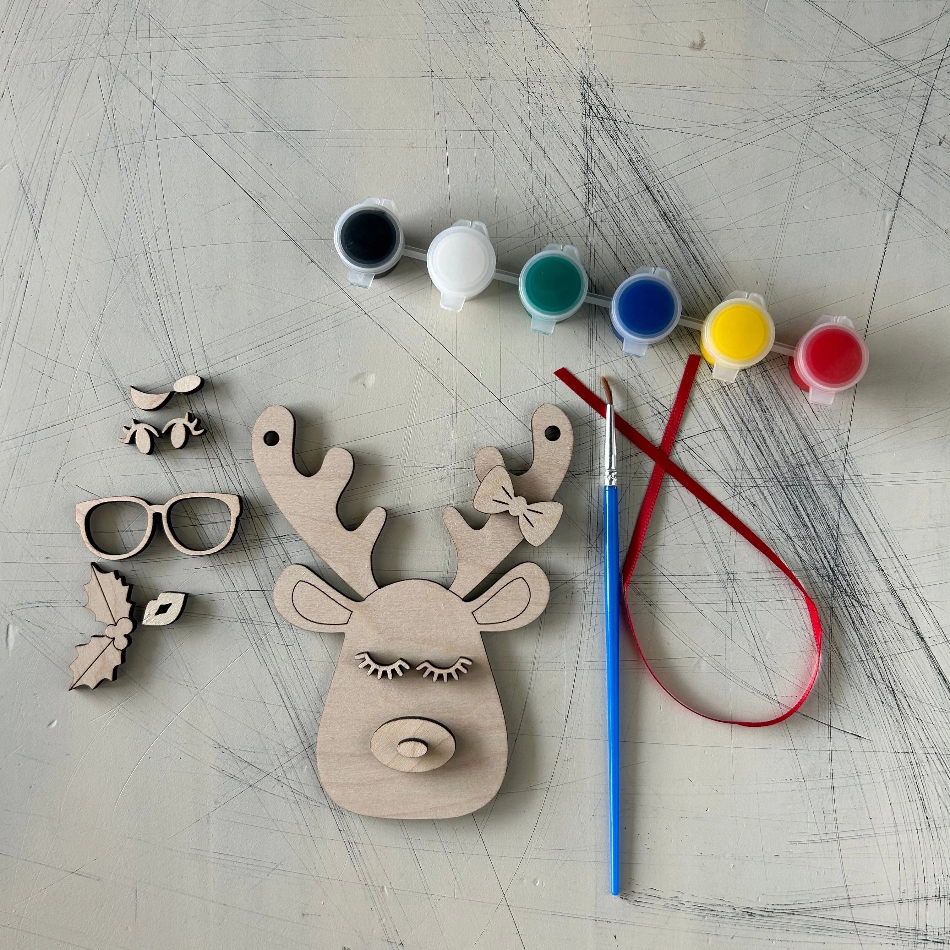 Build Your Own Reindeer Ornament Paint Kit - Image 2
