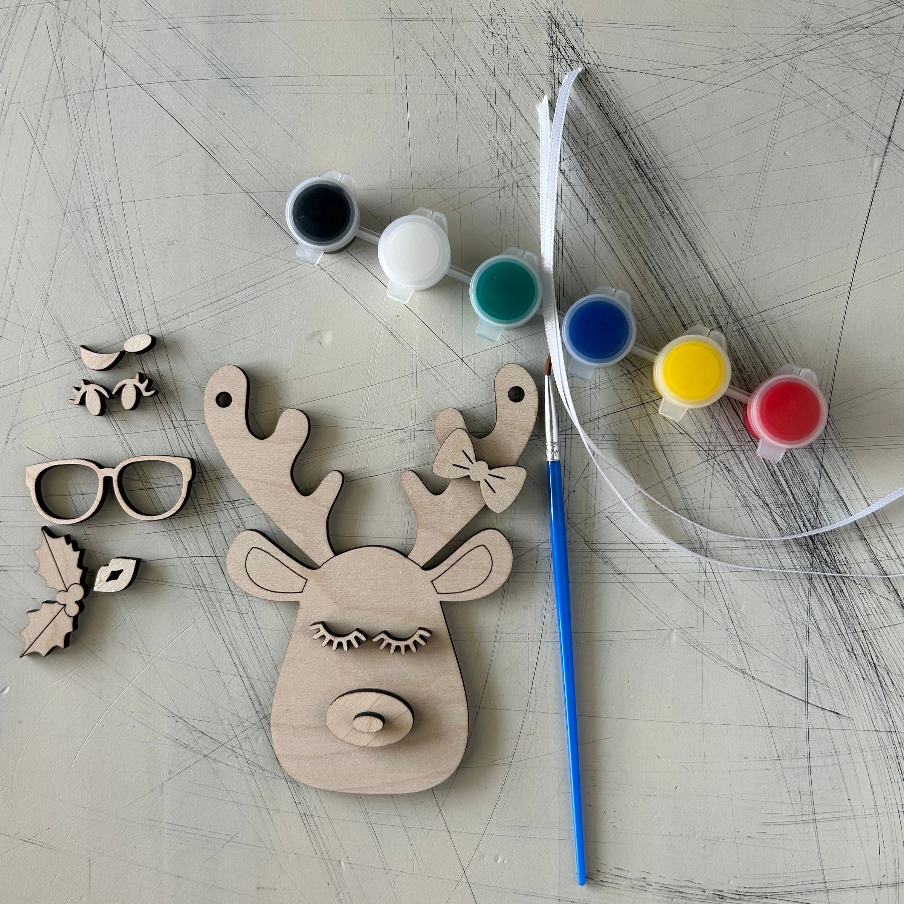 Build Your Own Reindeer Ornament Paint Kit - Image 3