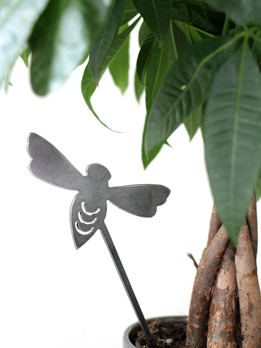 Bumble Bee Plant Stake - Image 2