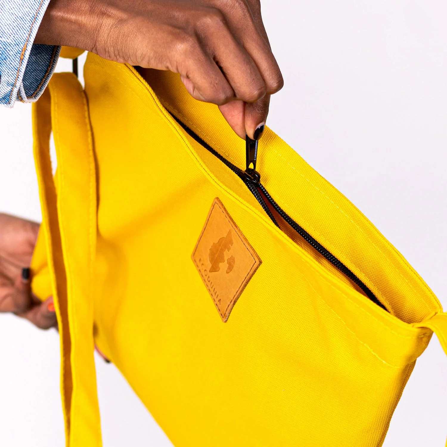 Canvas Mini Crossbody Bag for Men & Women | Amani - Image 7