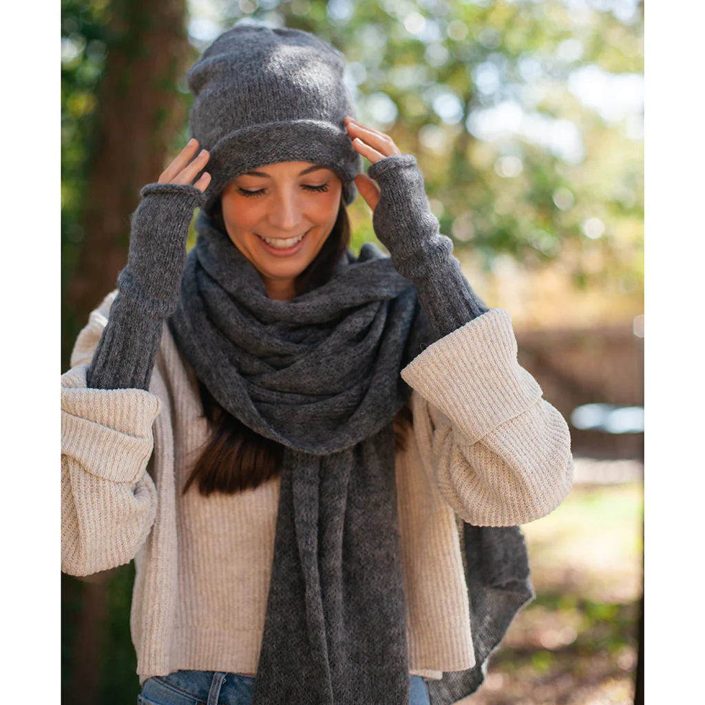Charcoal Essential Knit Alpaca Gloves - Image 2