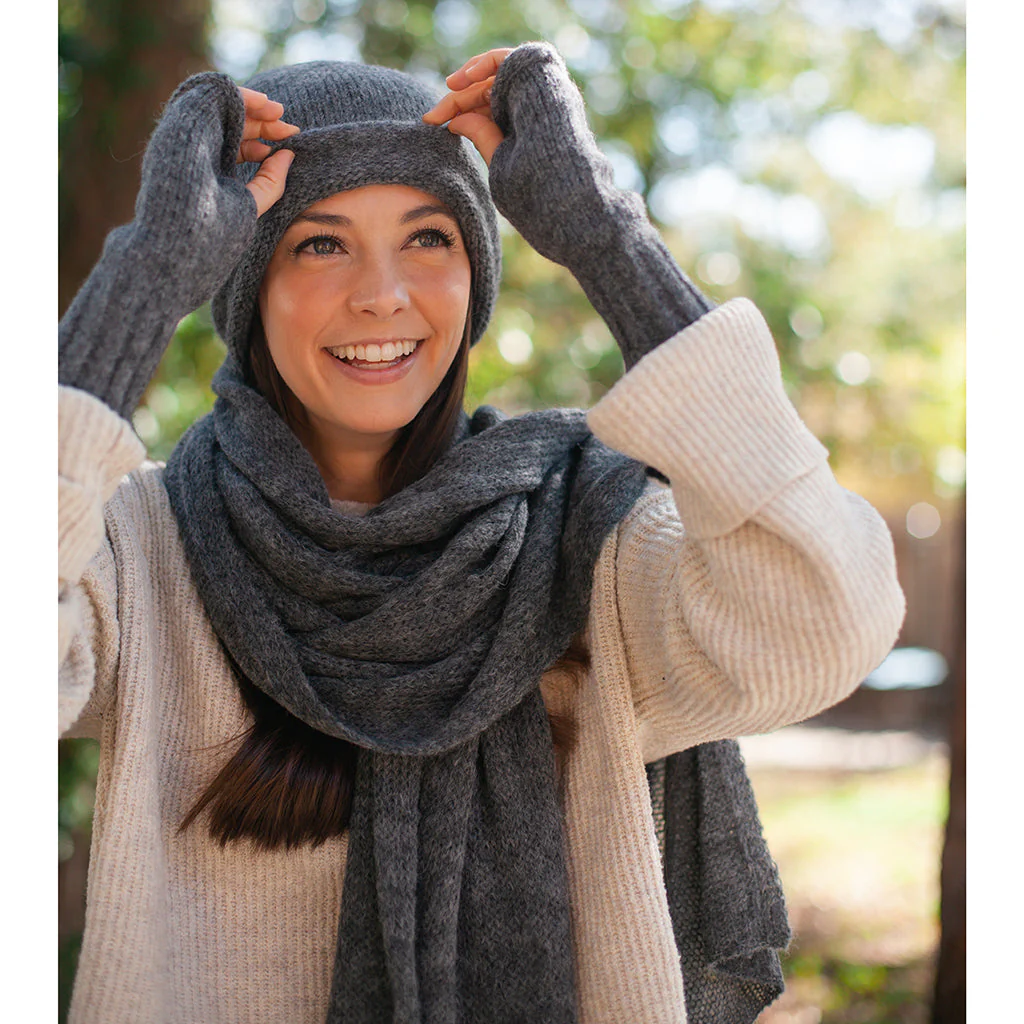 Charcoal Essential Knit Alpaca Gloves - Image 3