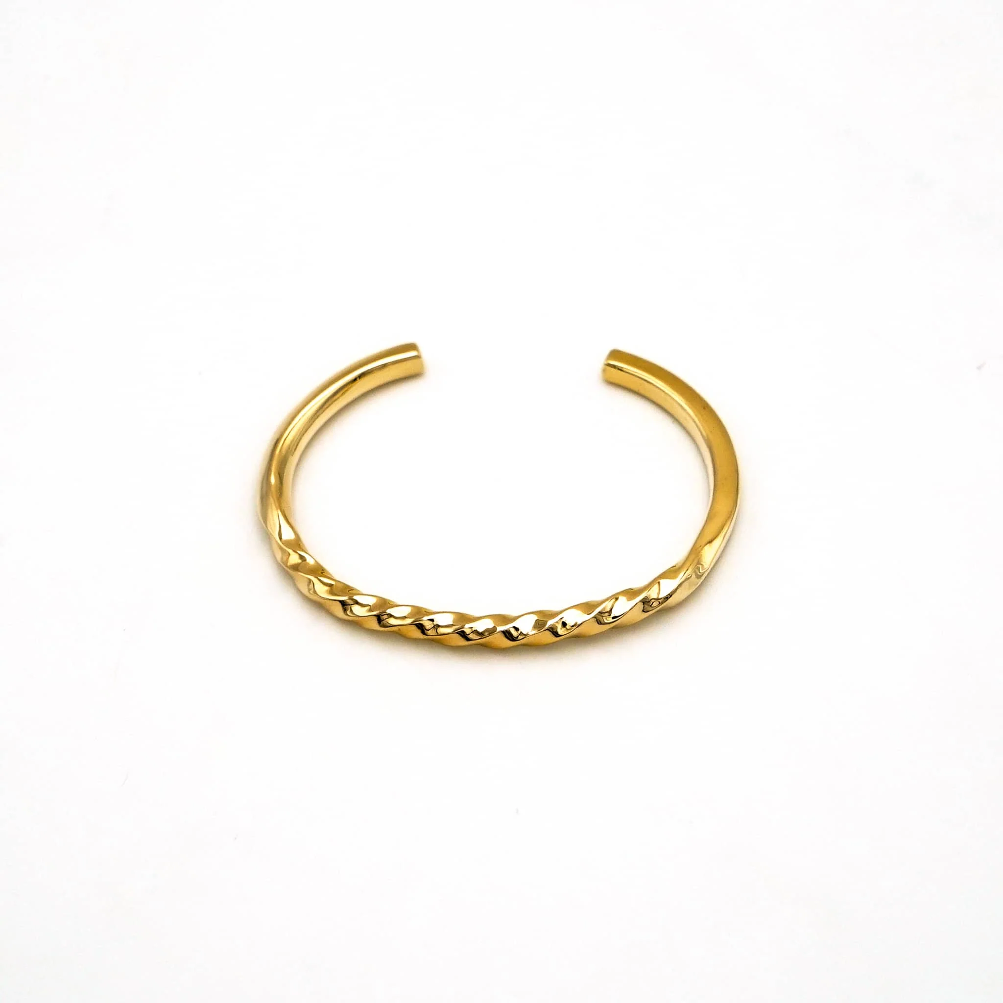 Circular Twist Brass Cuff Bracelet | Uzi - Image 3
