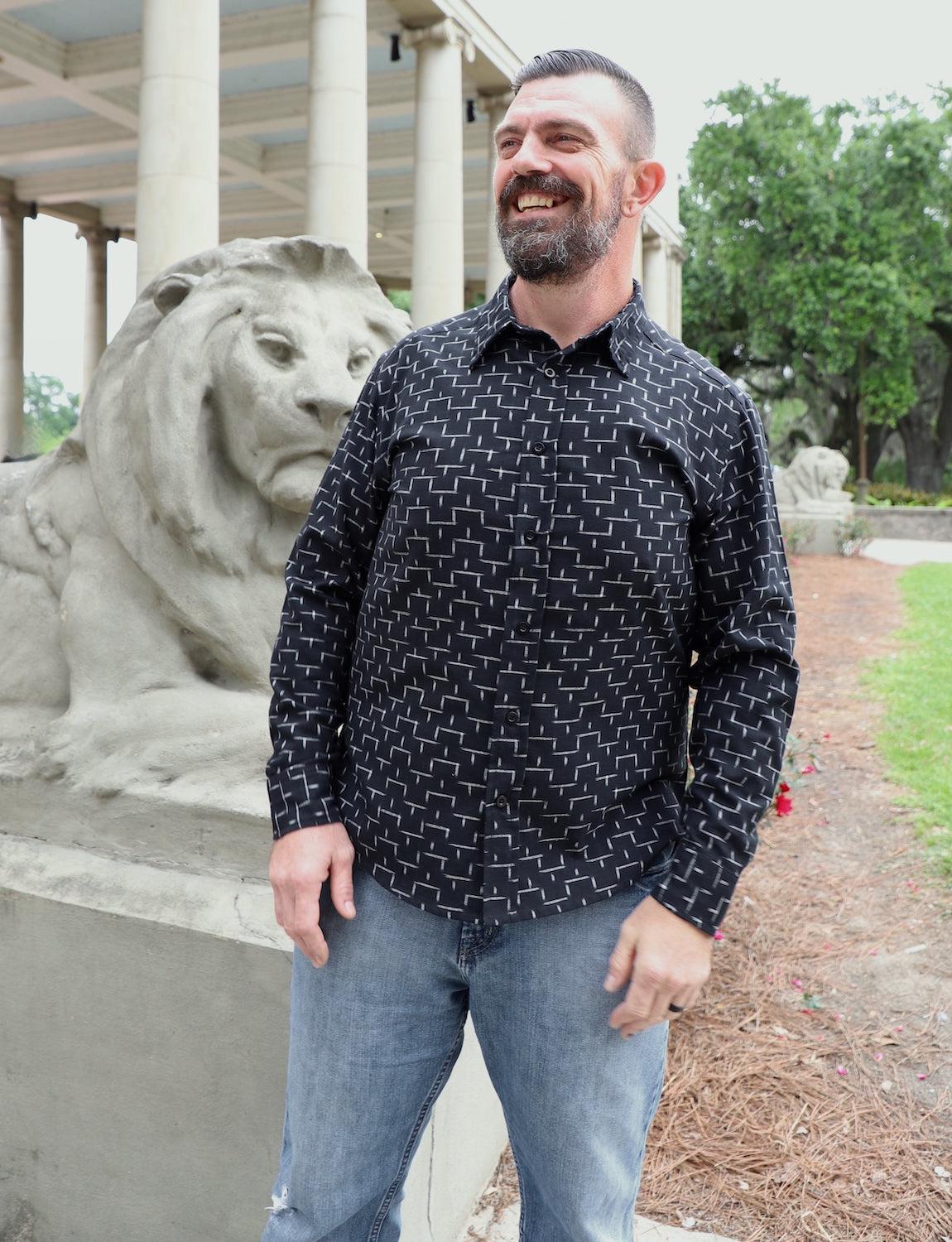 Cirrus Men's Button Down Shirt - Image 4