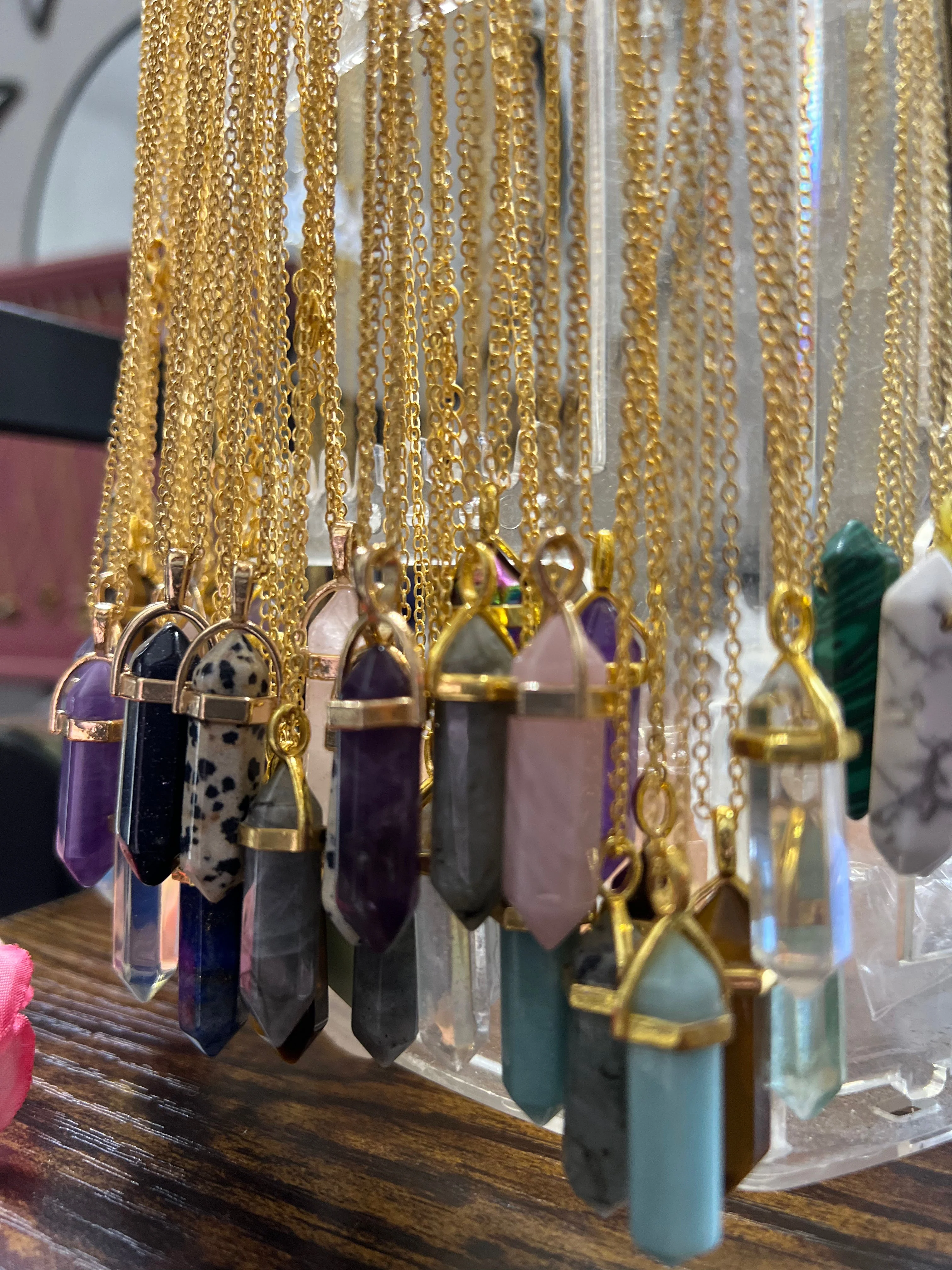 Classic Hexagon healing crystal necklaces - Gold chain - Image 3