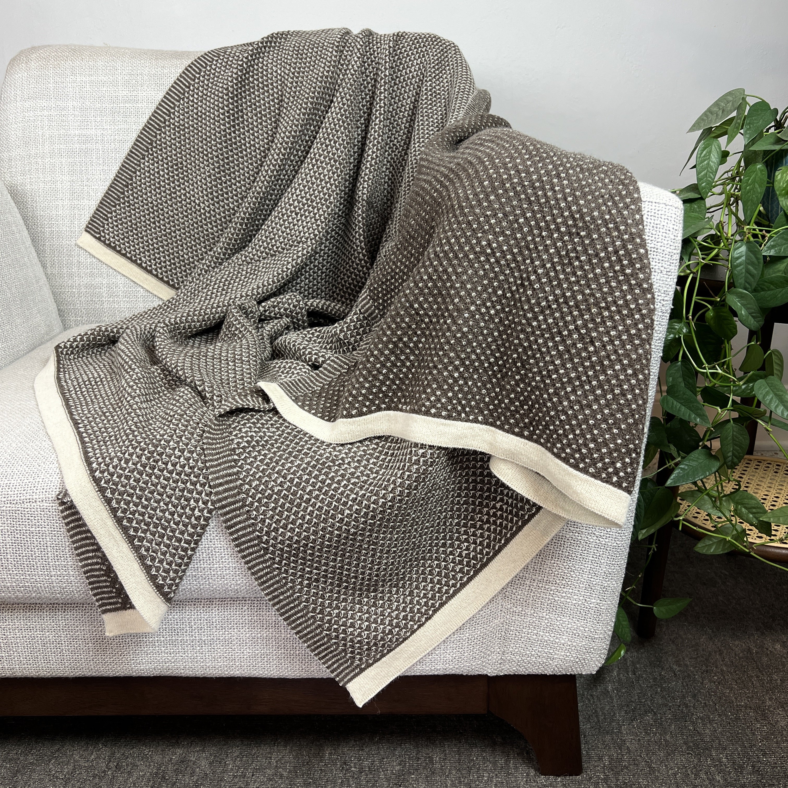 Cocoa Dot Reversible Alpaca Throw - Image 3