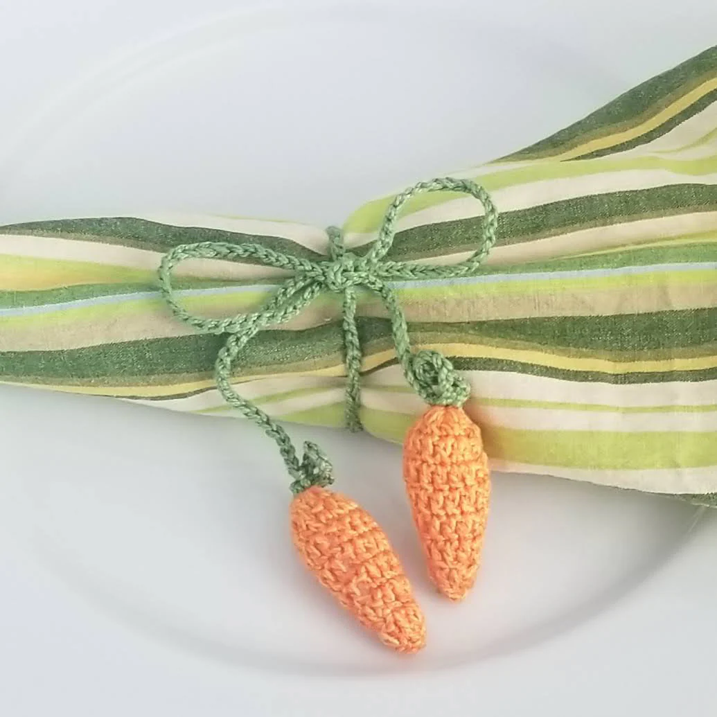 Crochet Easter Carrot Napkin Tie- set of 4 - Image 2