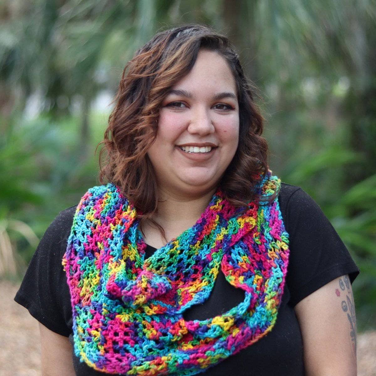 Darn Good Ripple Infinity Scarf Crochet Kit - Image 2