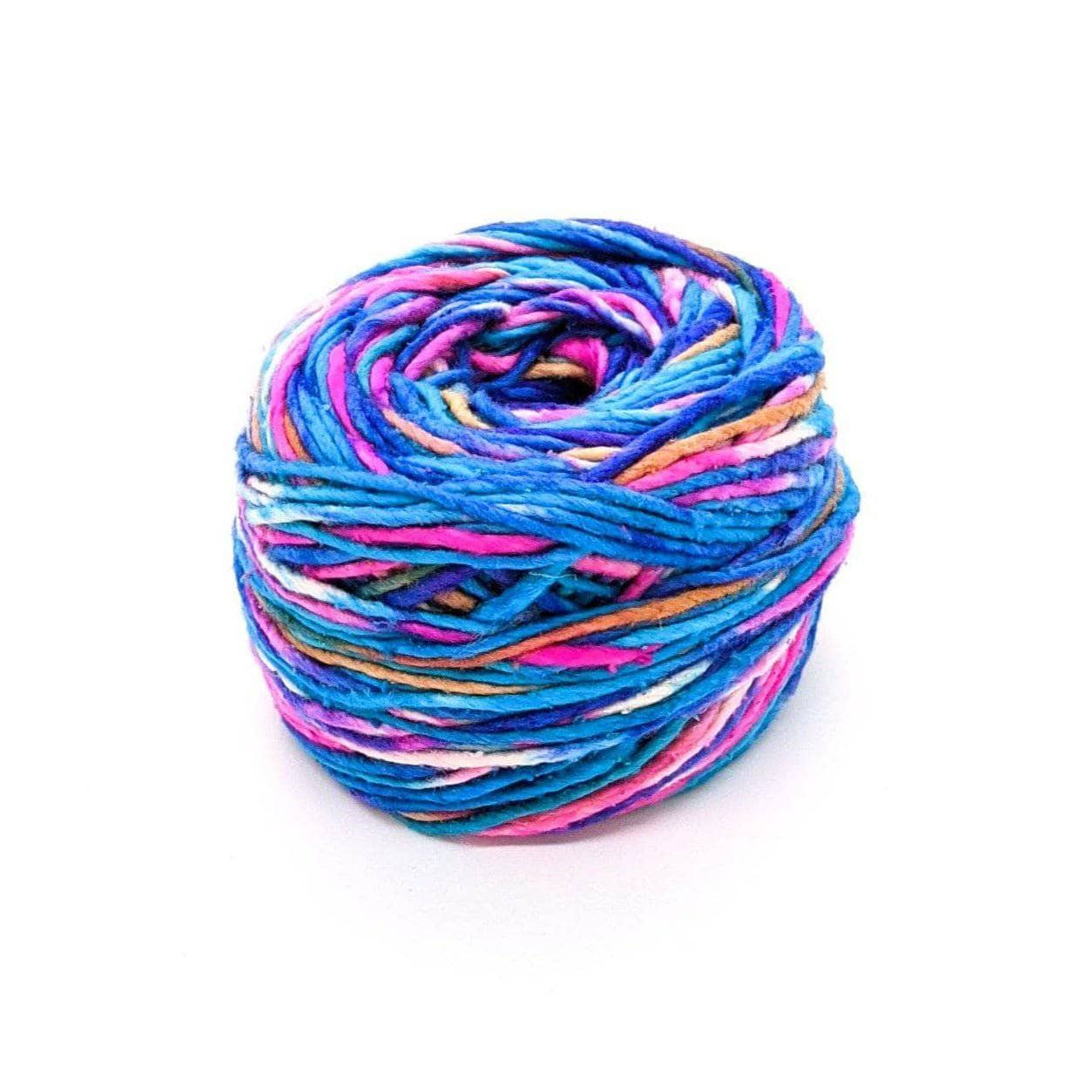 Darn Good Ripple Infinity Scarf Crochet Kit - Image 4