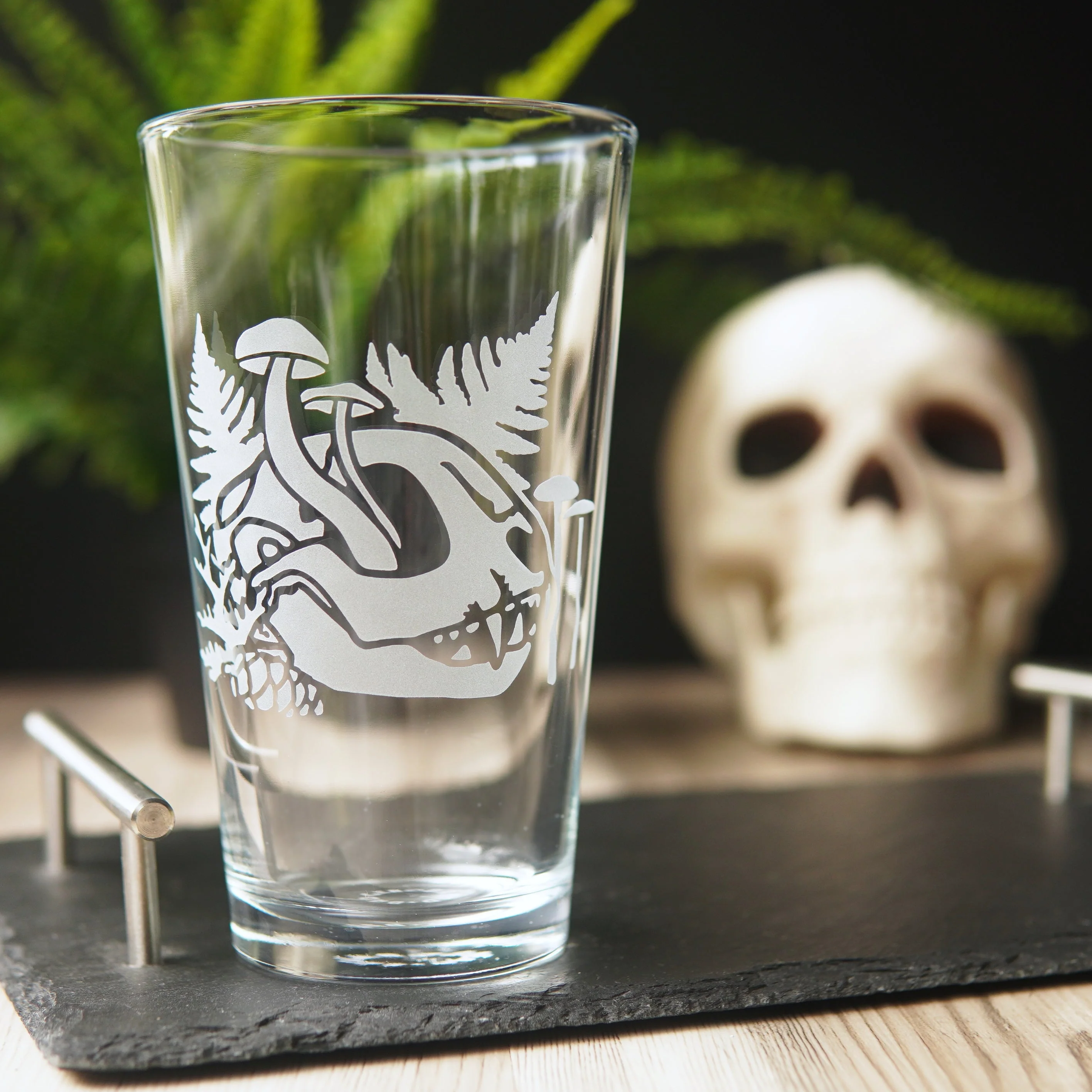 Decay Cat Skull Pint Glass - etched glassware - Image 2