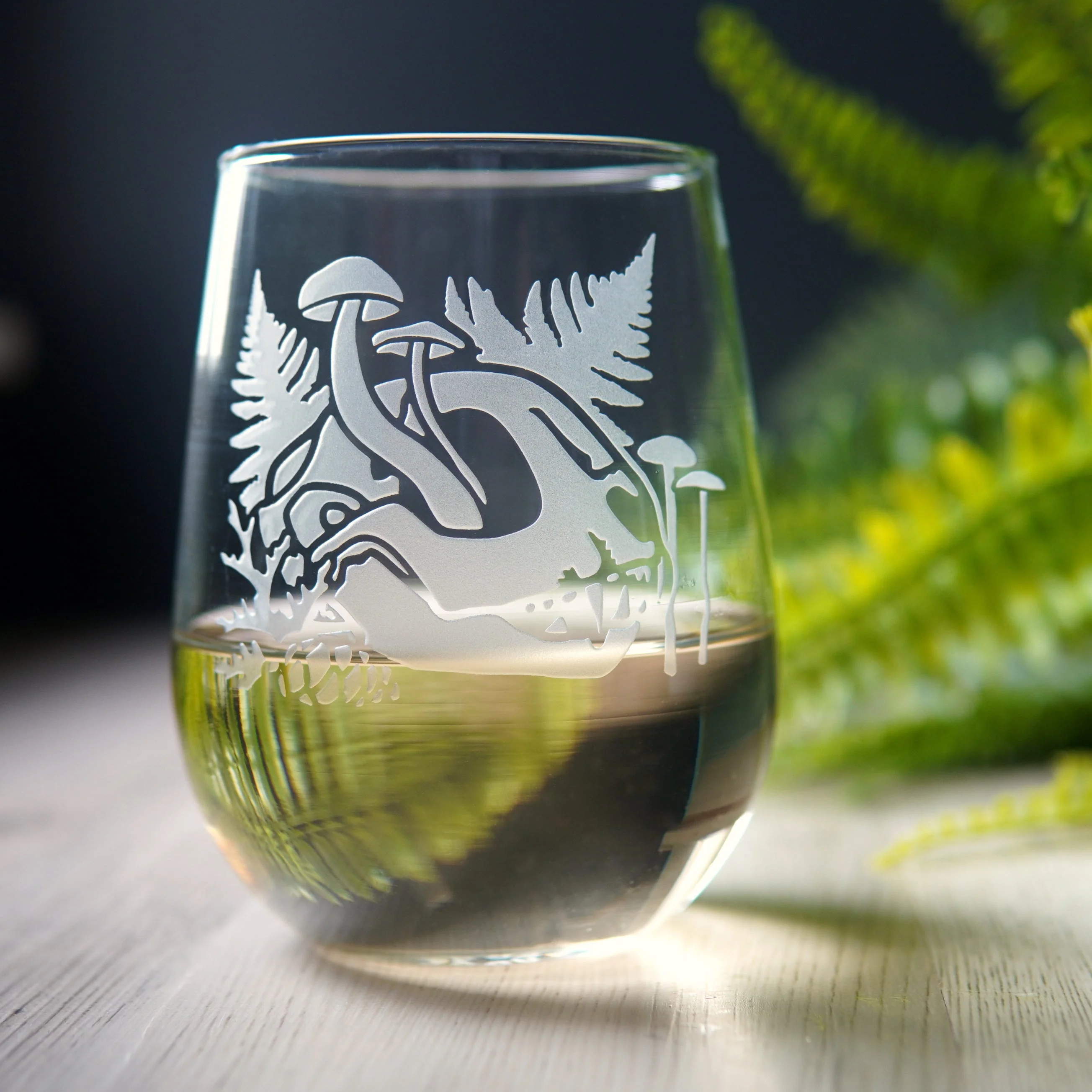 Decay Cat Skull Stemless Wine Glass - etched glassware - Image 4