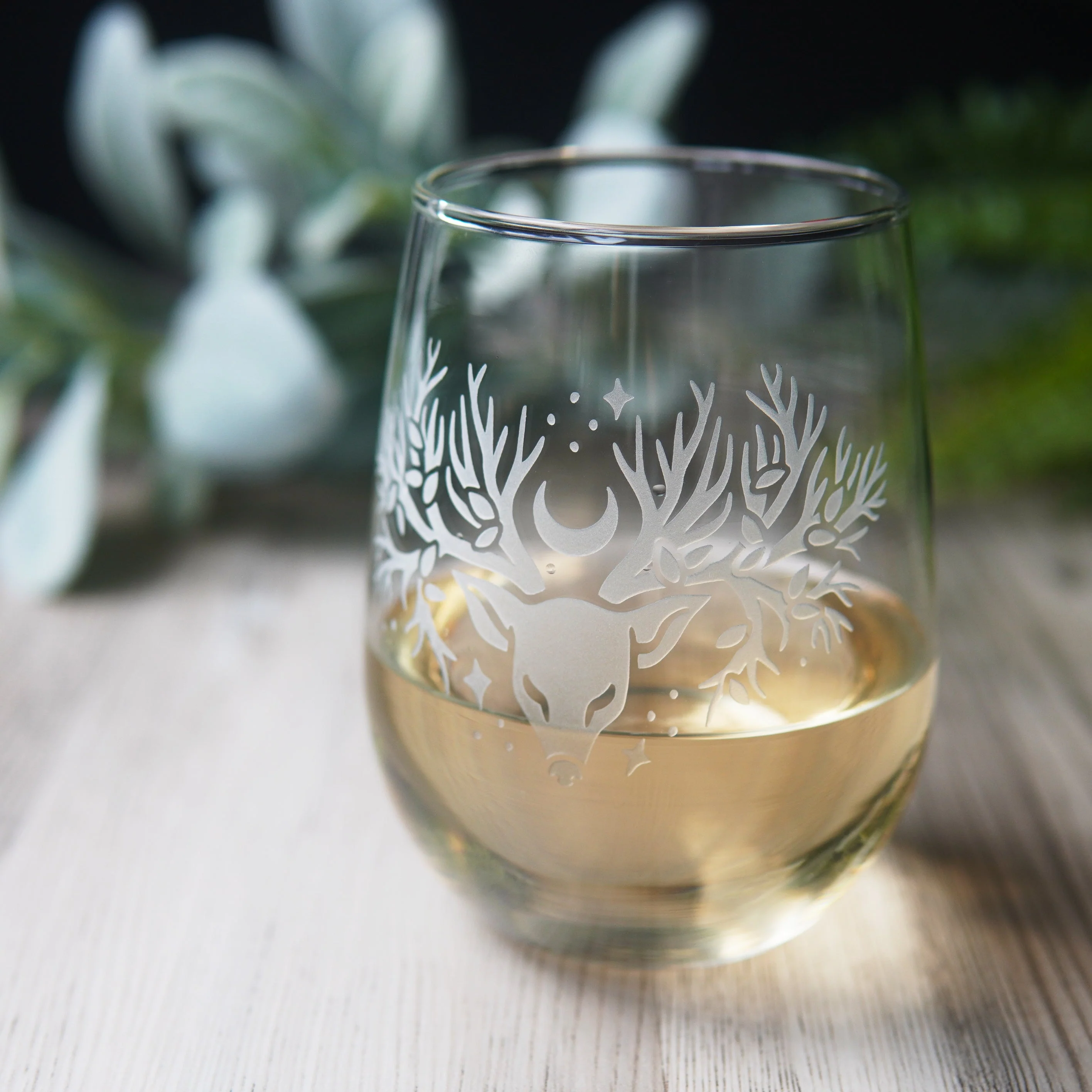 Deer Tree Stemless Wine Glass - etched glassware - Image 4