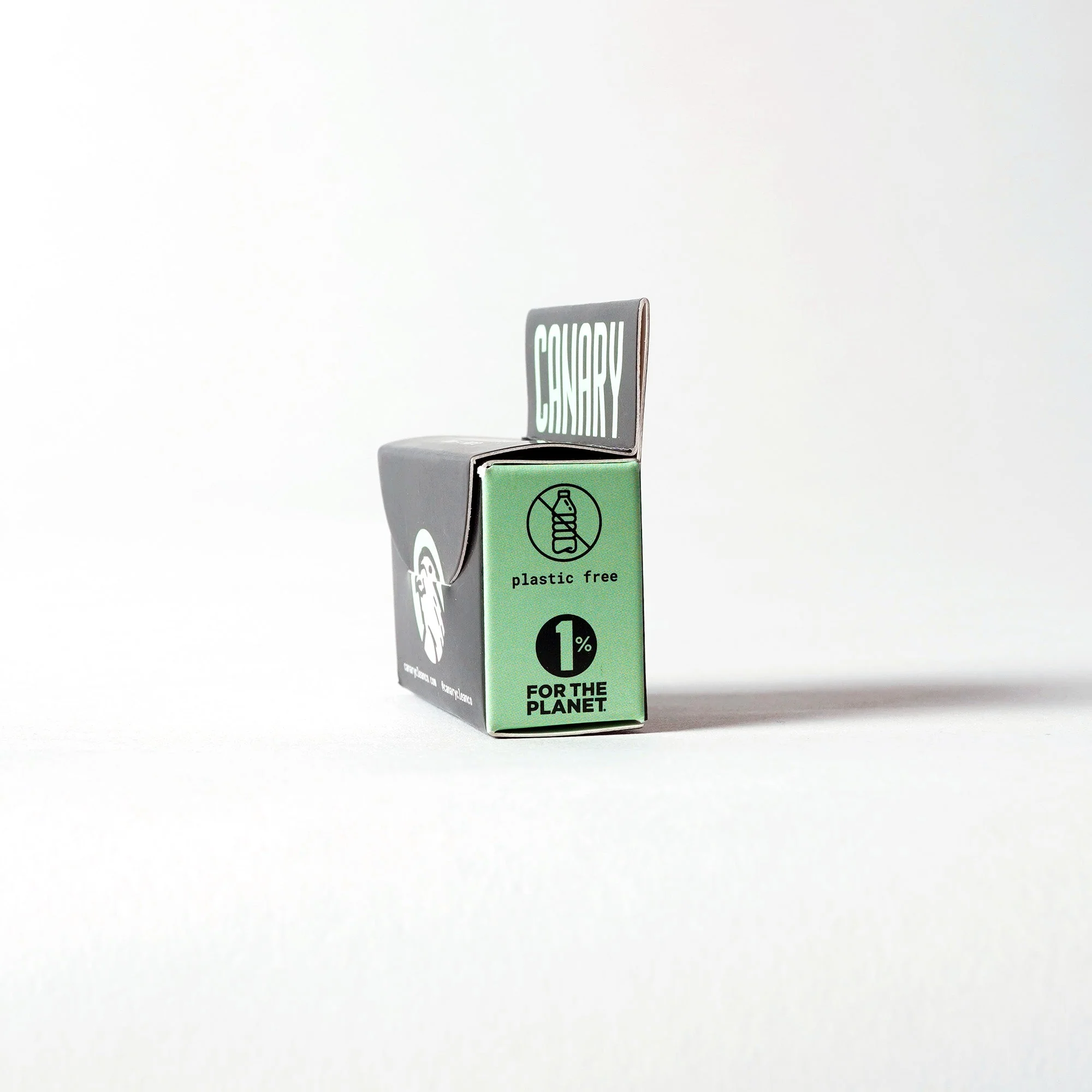 Dental Floss - Charcoal Mint - Plastic-Free and Vegan - Image 9