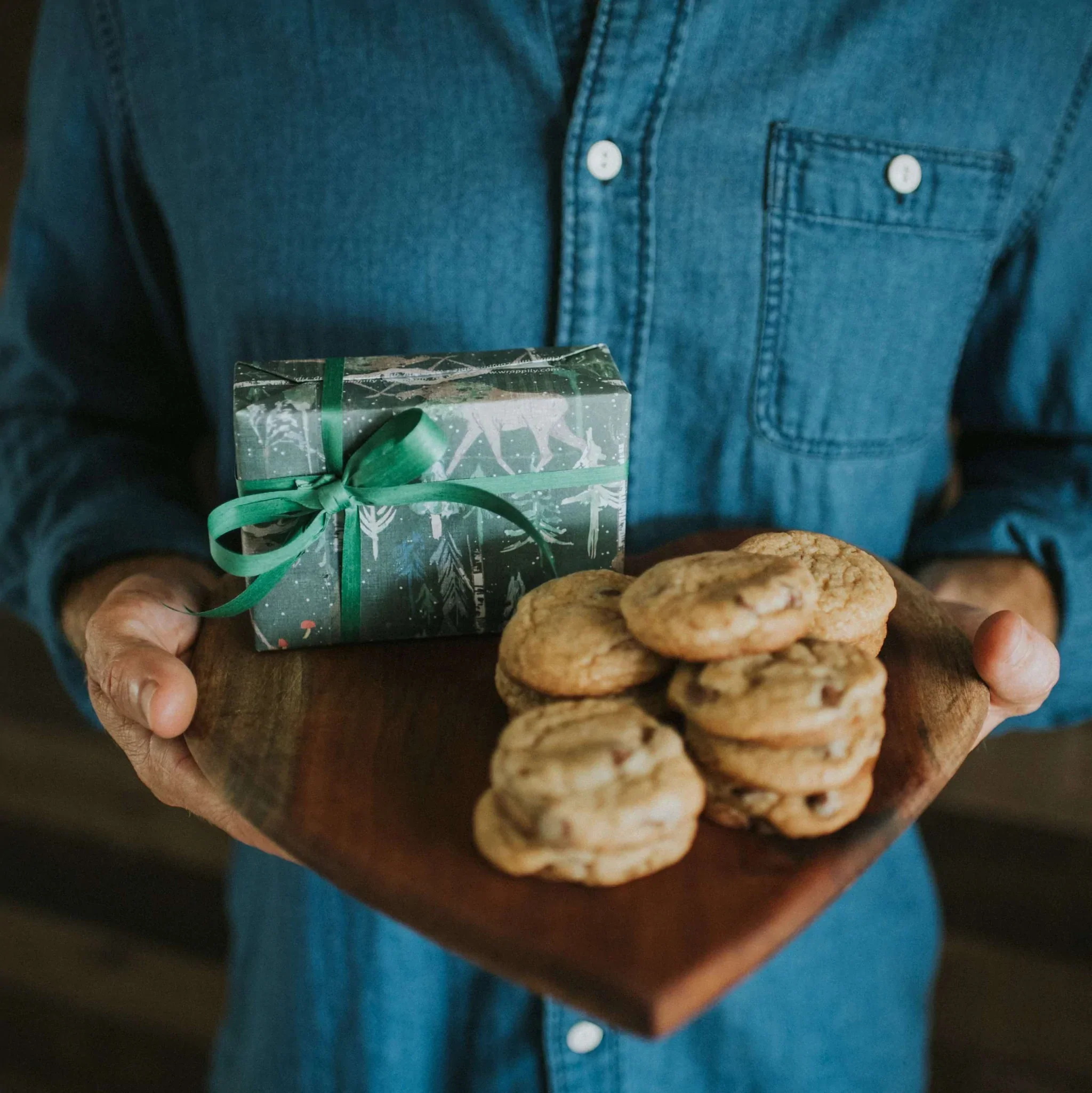 Double-Sided Eco Wrapping Paper – Holiday | Recyclable & Compostable Gift Wrap - Image 12