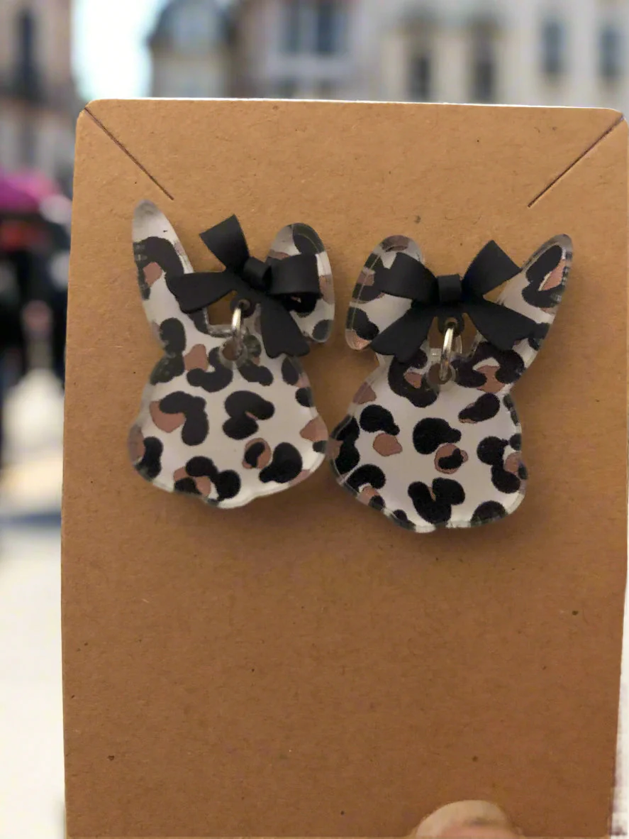 Earrings: Bunnies - Image 7