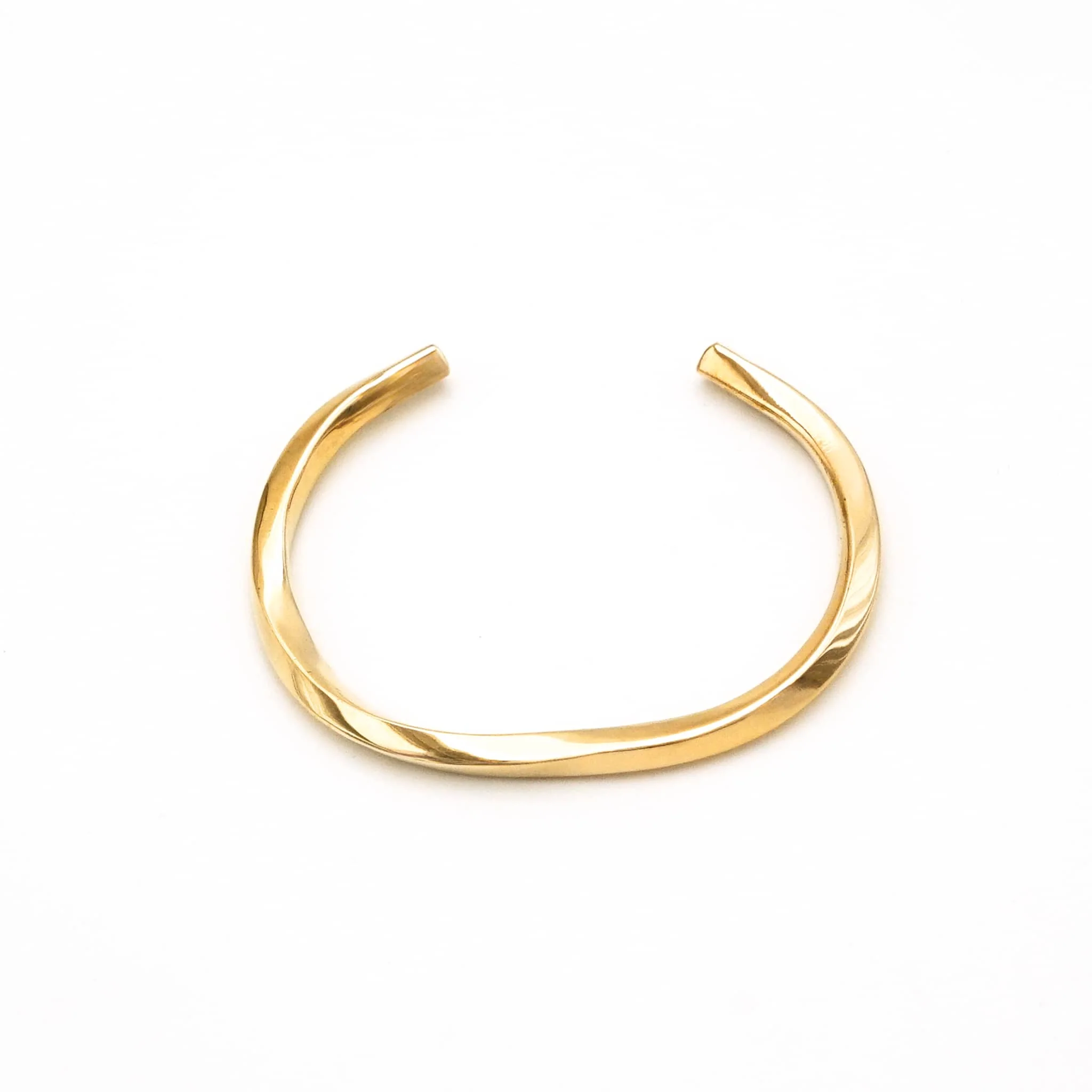 Elegant Twisted Brass Cuff Bracelet | Pili - Image 2