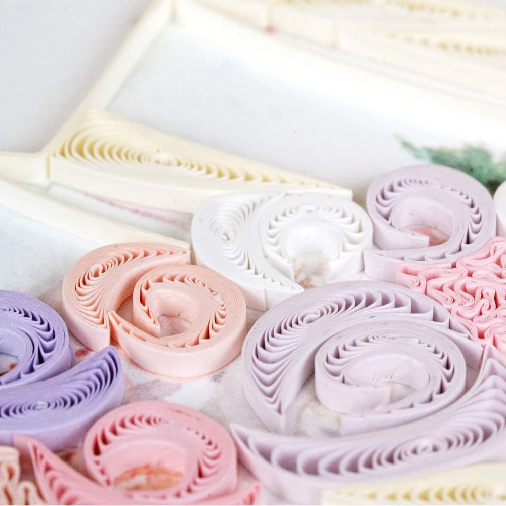 Floral Wedding Cake Quilled Greeting Card - Image 4