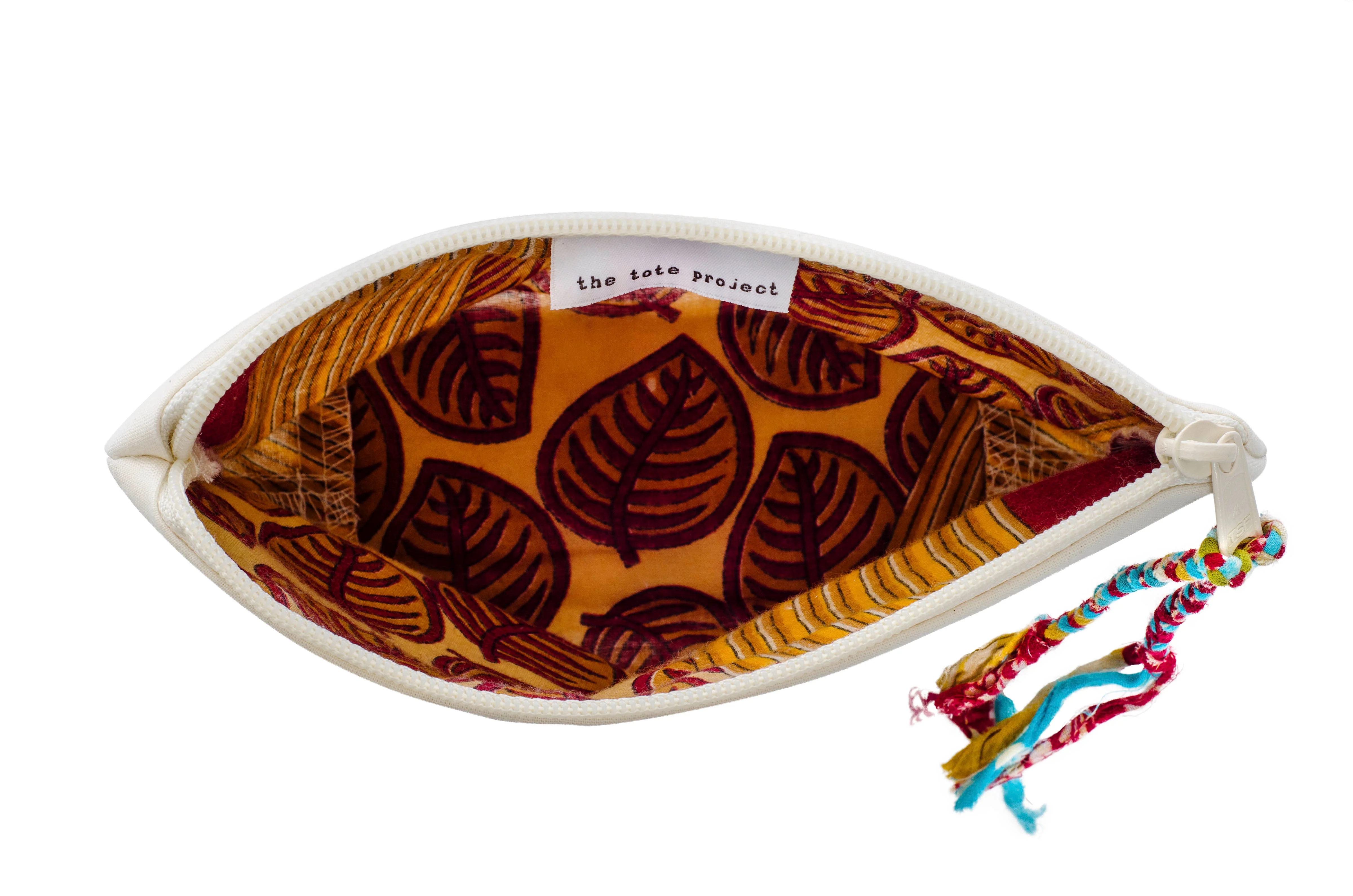 Free to Wander | Pouch - Image 2