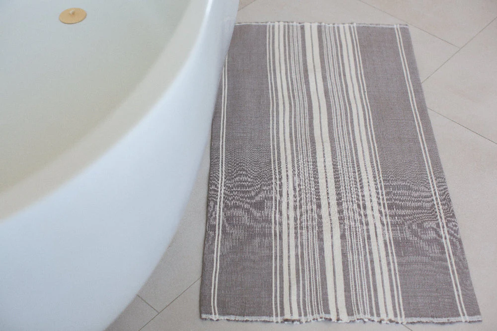 Genalé Handwoven Ethiopian Cotton Bath Mat - Image 7