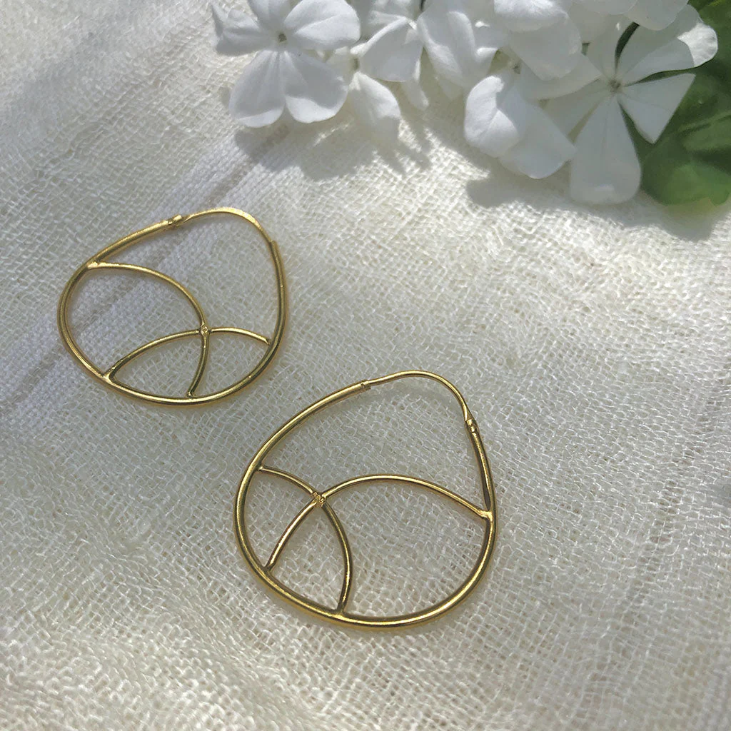 Geometric Gold Hoop Earrings - Image 3
