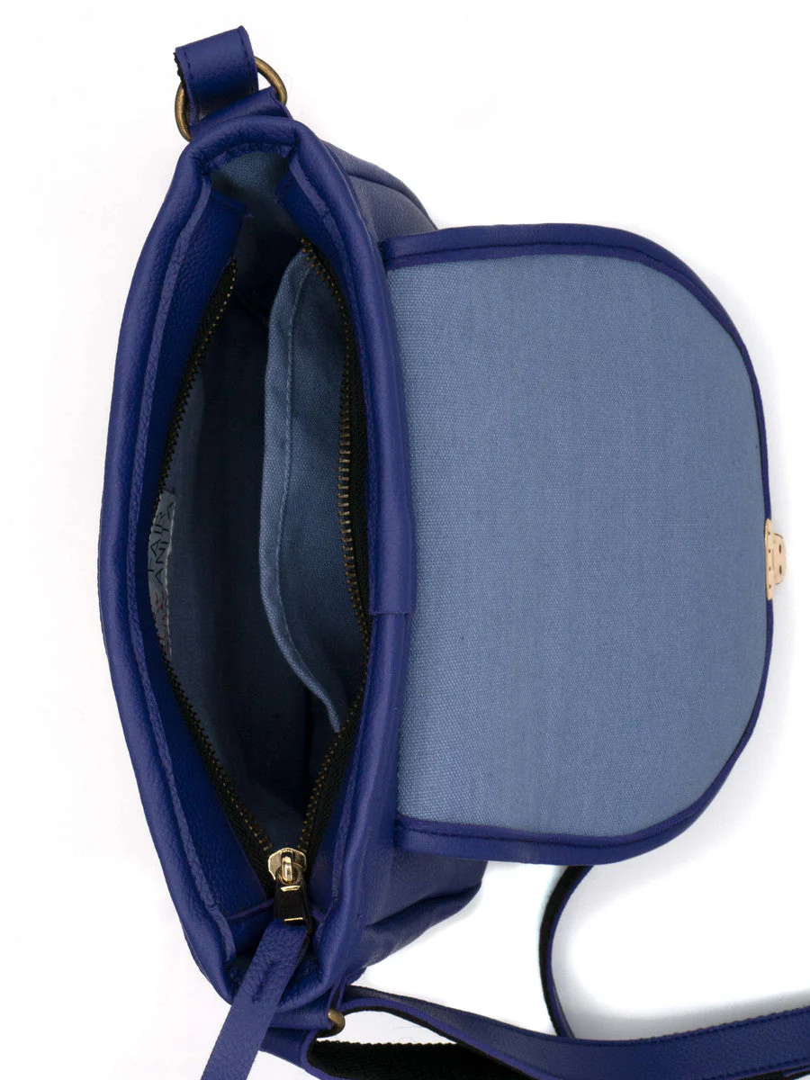 Goldilocks Crossbody Purse - Image 10