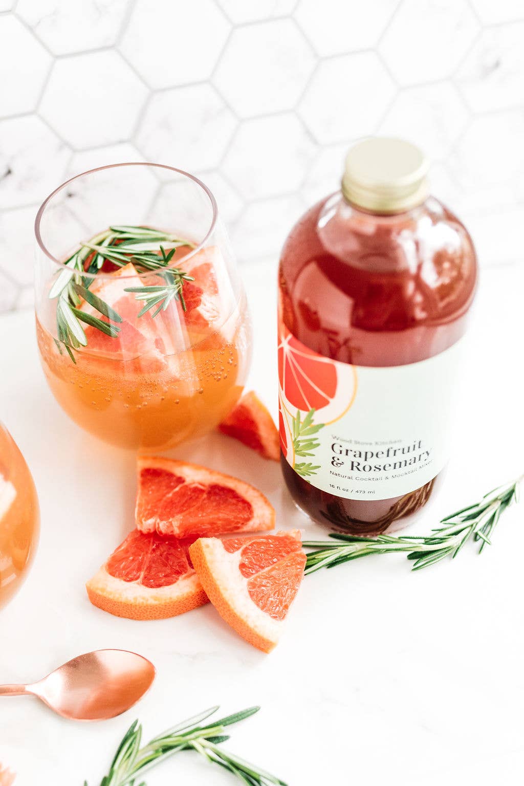 Grapefruit & Rosemary Cocktail & Mocktail Mixer 16 fl oz - Image 4