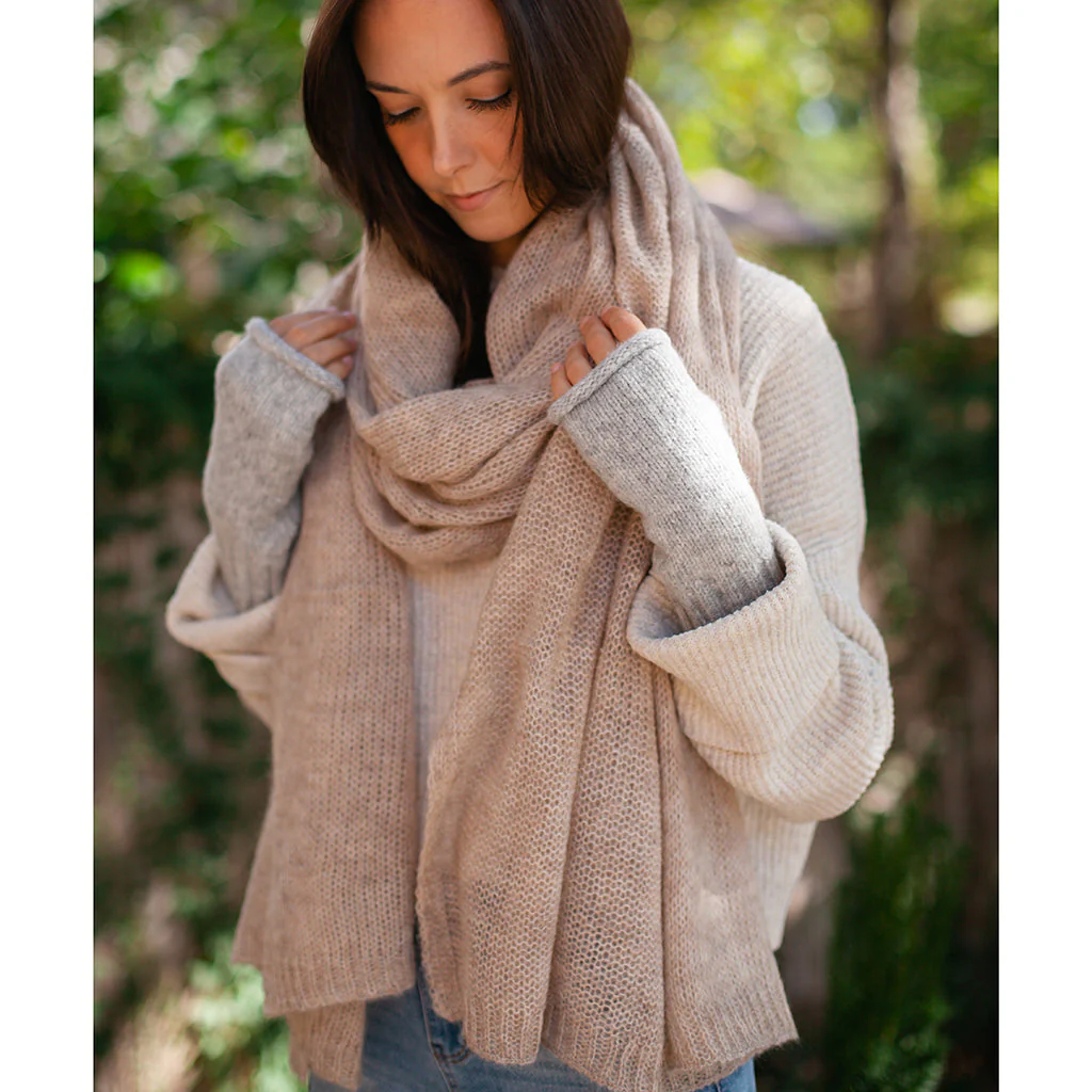 Gray Essential Knit Alpaca Gloves - Image 2