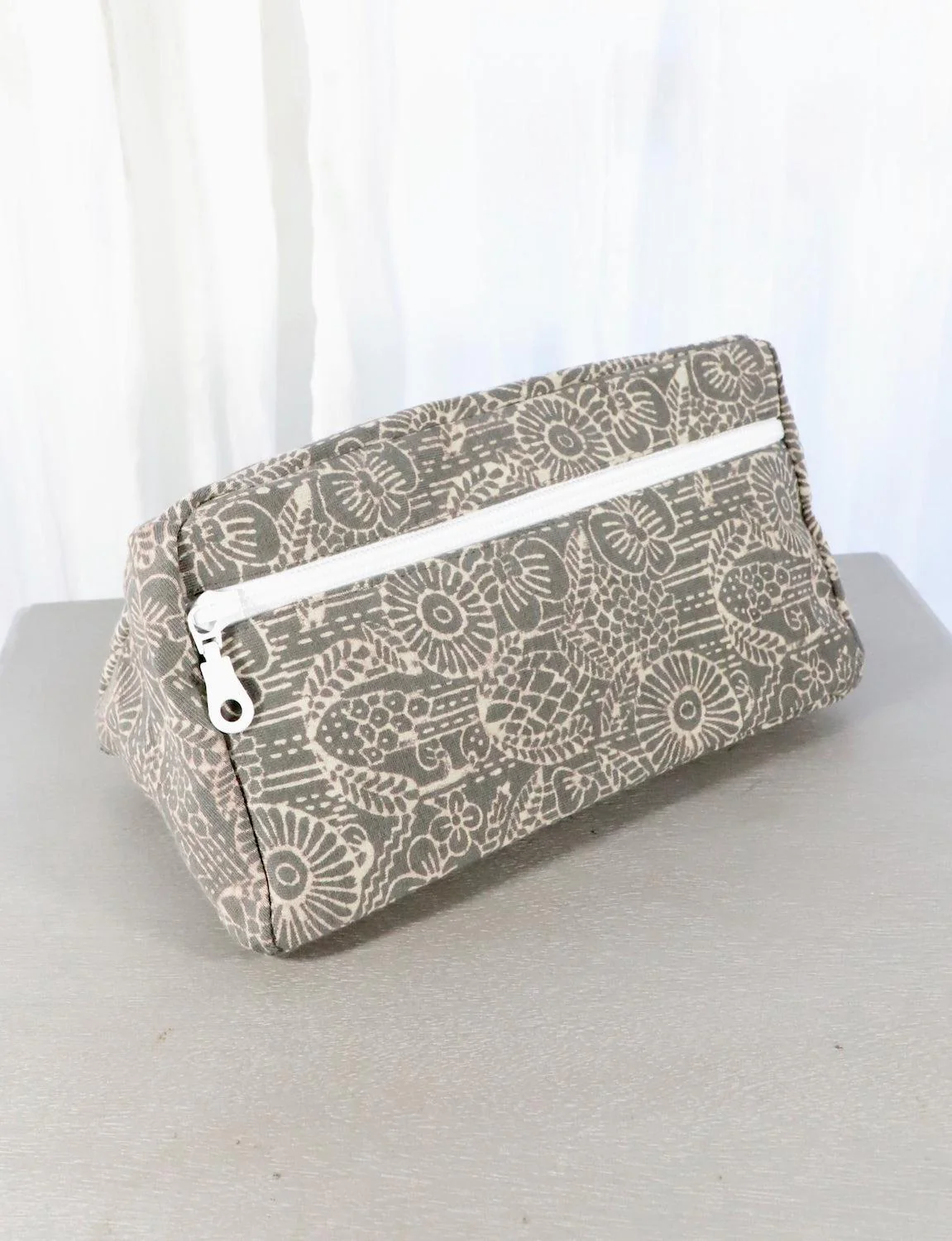 Grey Toiletry Bag- Triangles or Floral - Image 2