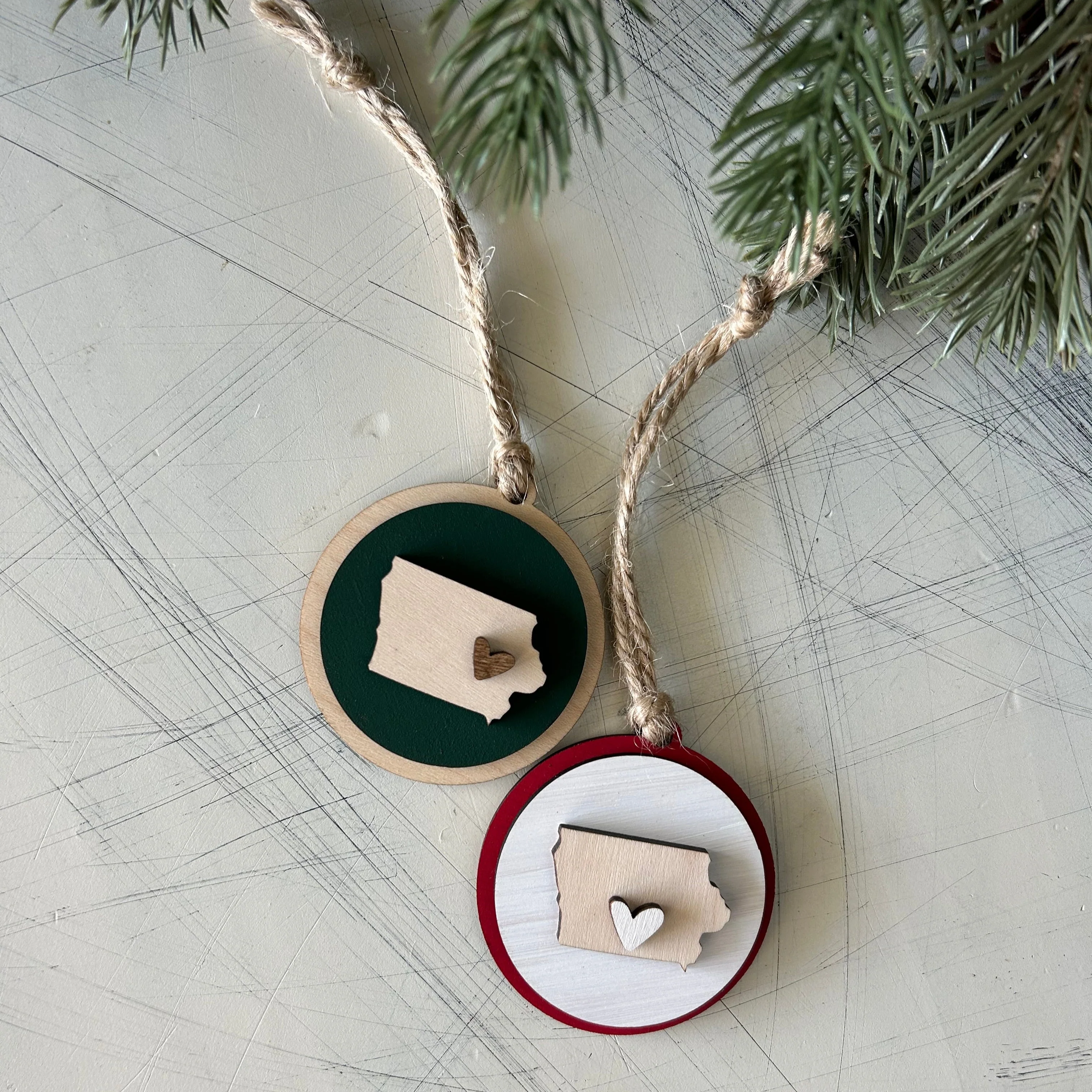 Handmade Iowa round ornament with heart - customizable! - Image 3