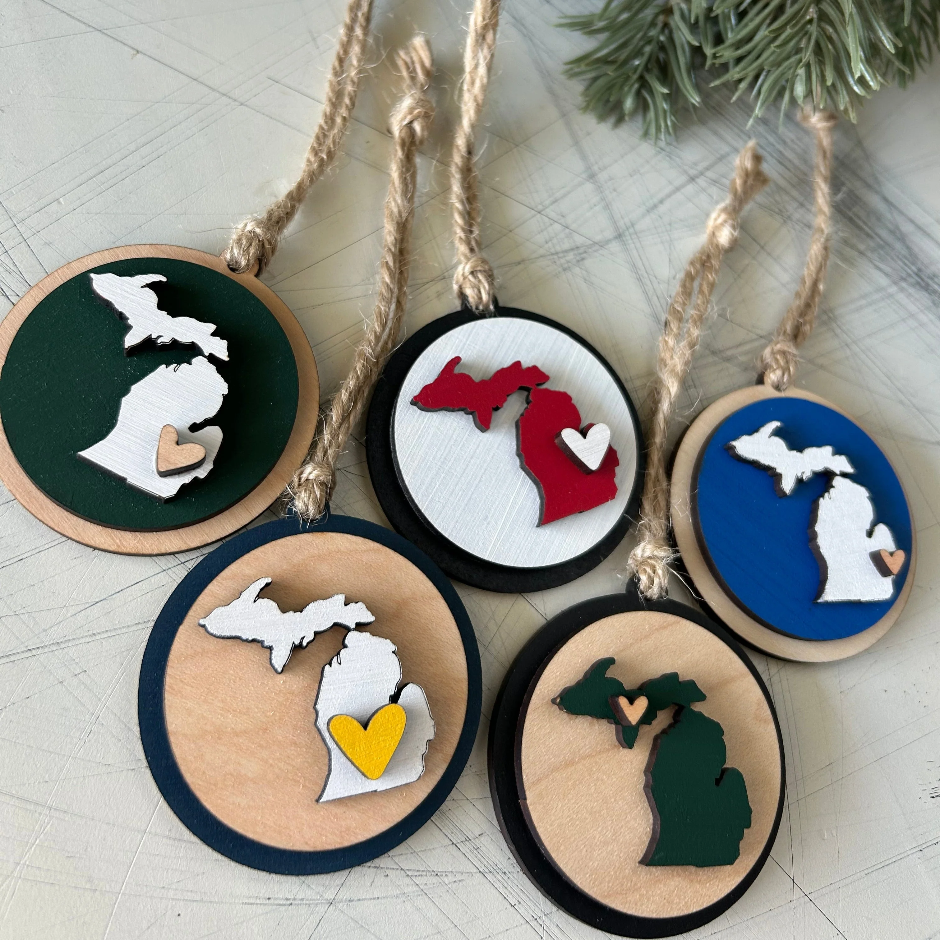 Handmade Michigan round ornament with heart - customizable! - Image 4