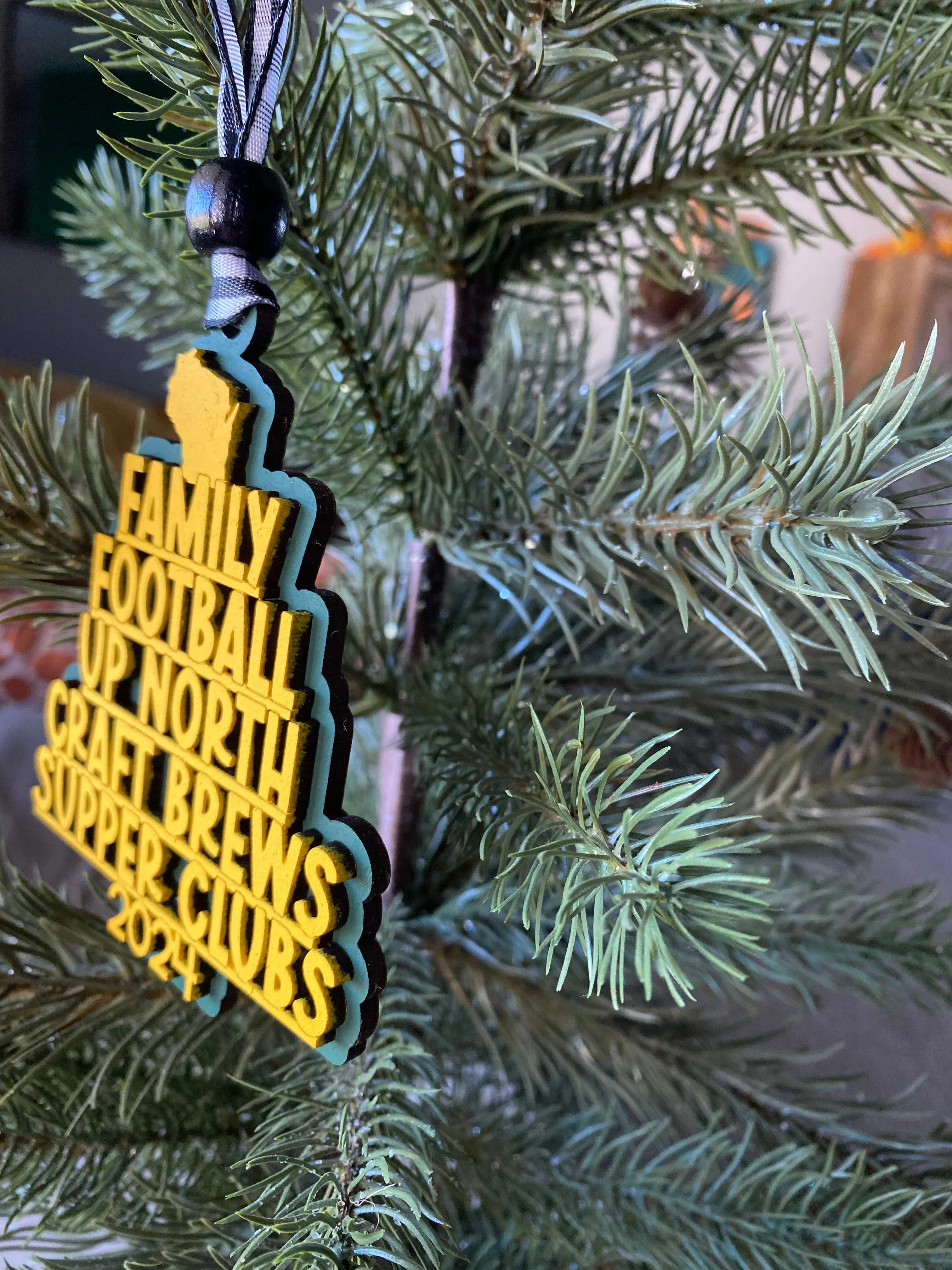 Handmade Wisconsin favorite things word ornament - green - Image 4