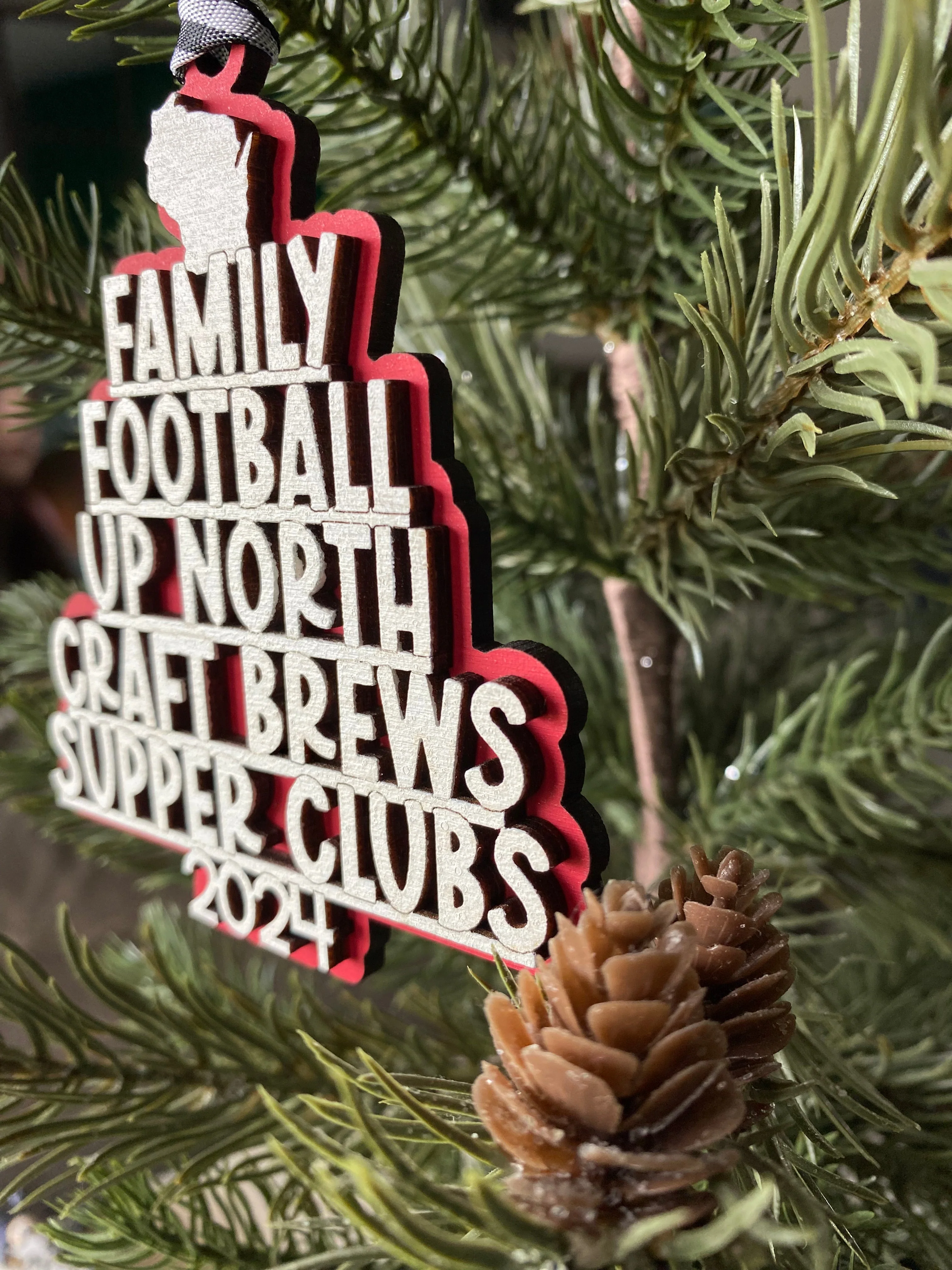 Handmade Wisconsin favorite things word ornament - red - Image 3