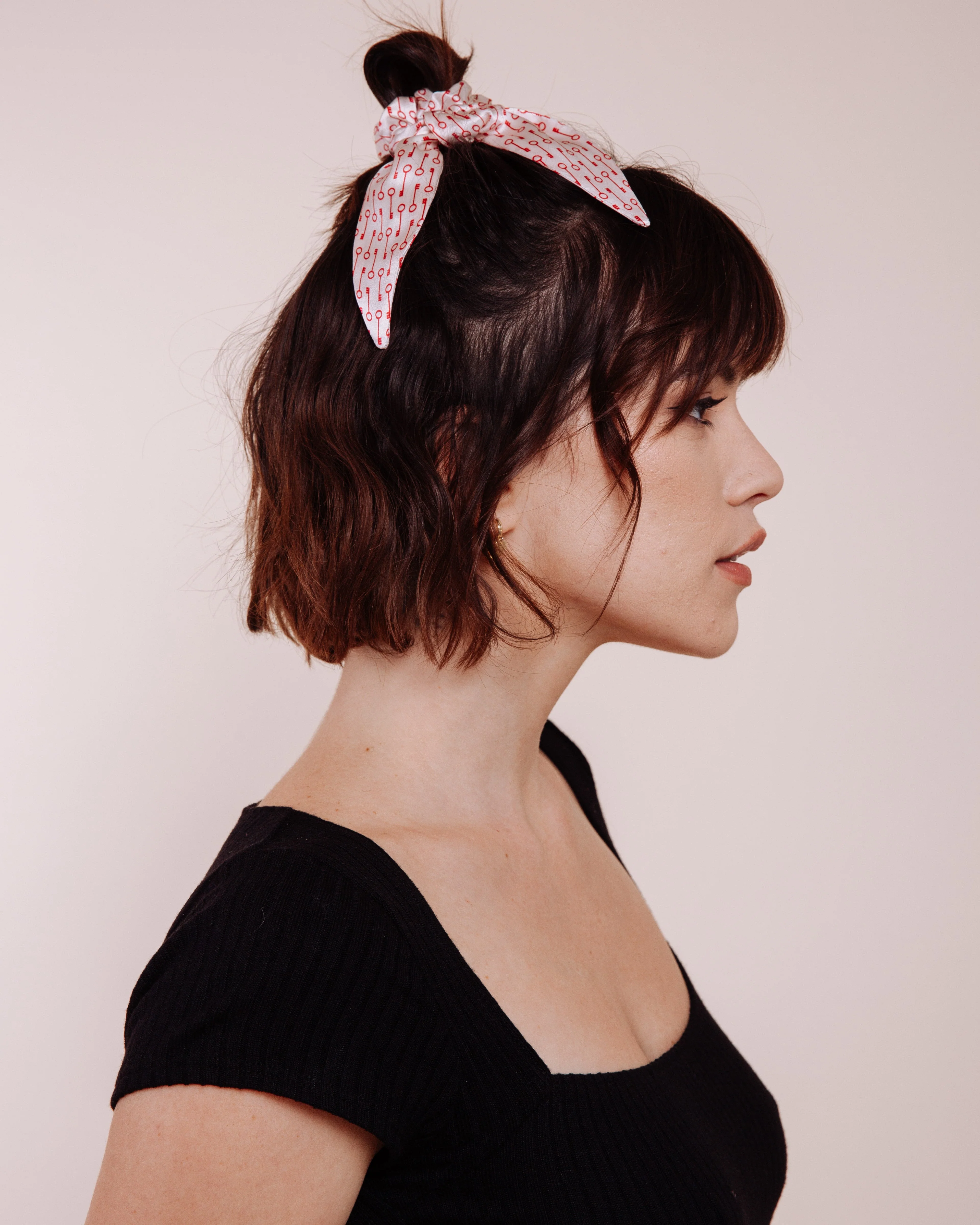 Heartbreak Hotel - Scrunchie Tie