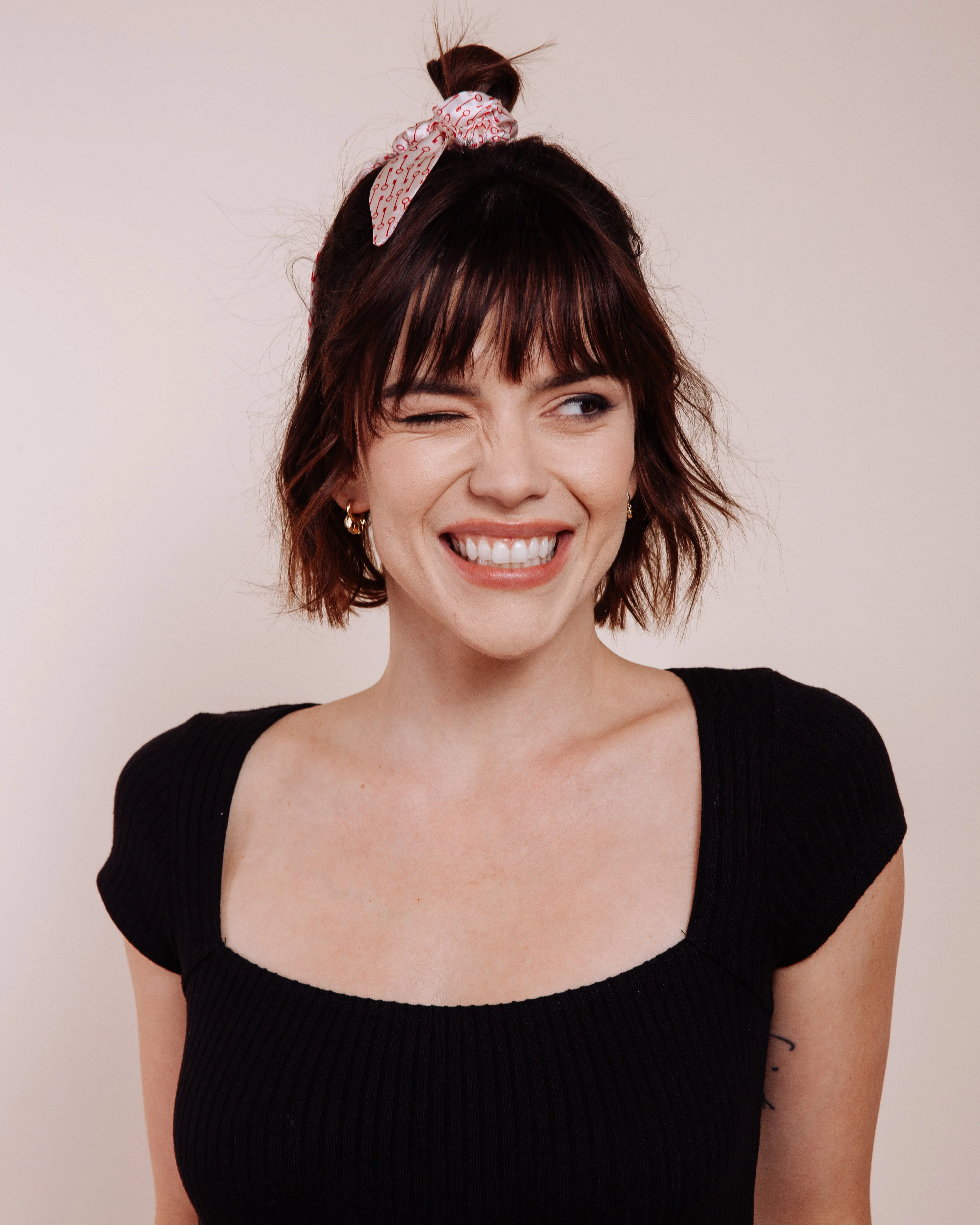 Heartbreak Hotel - Scrunchie Tie - Image 3