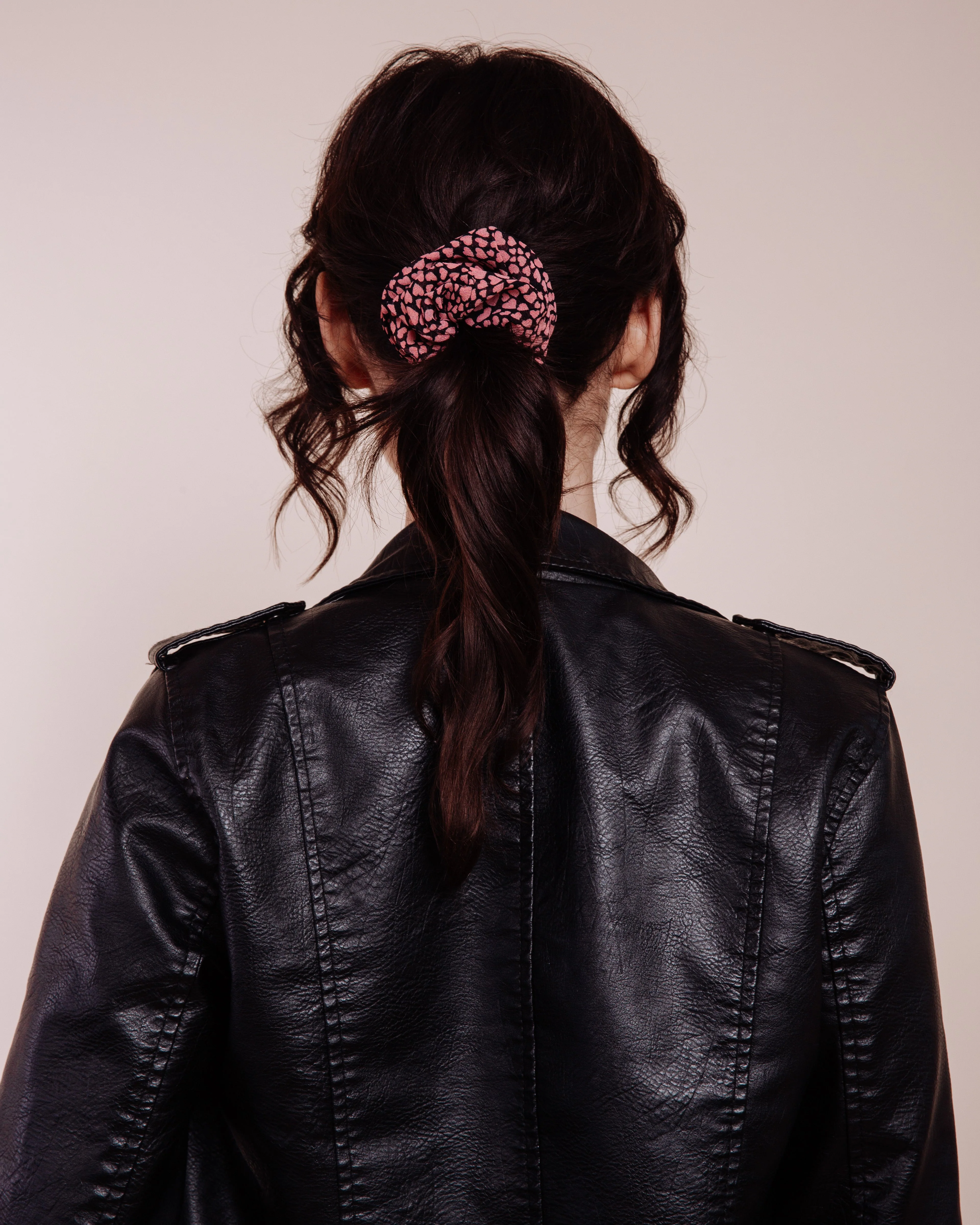 Heartbreaker - Scrunchie - Image 4