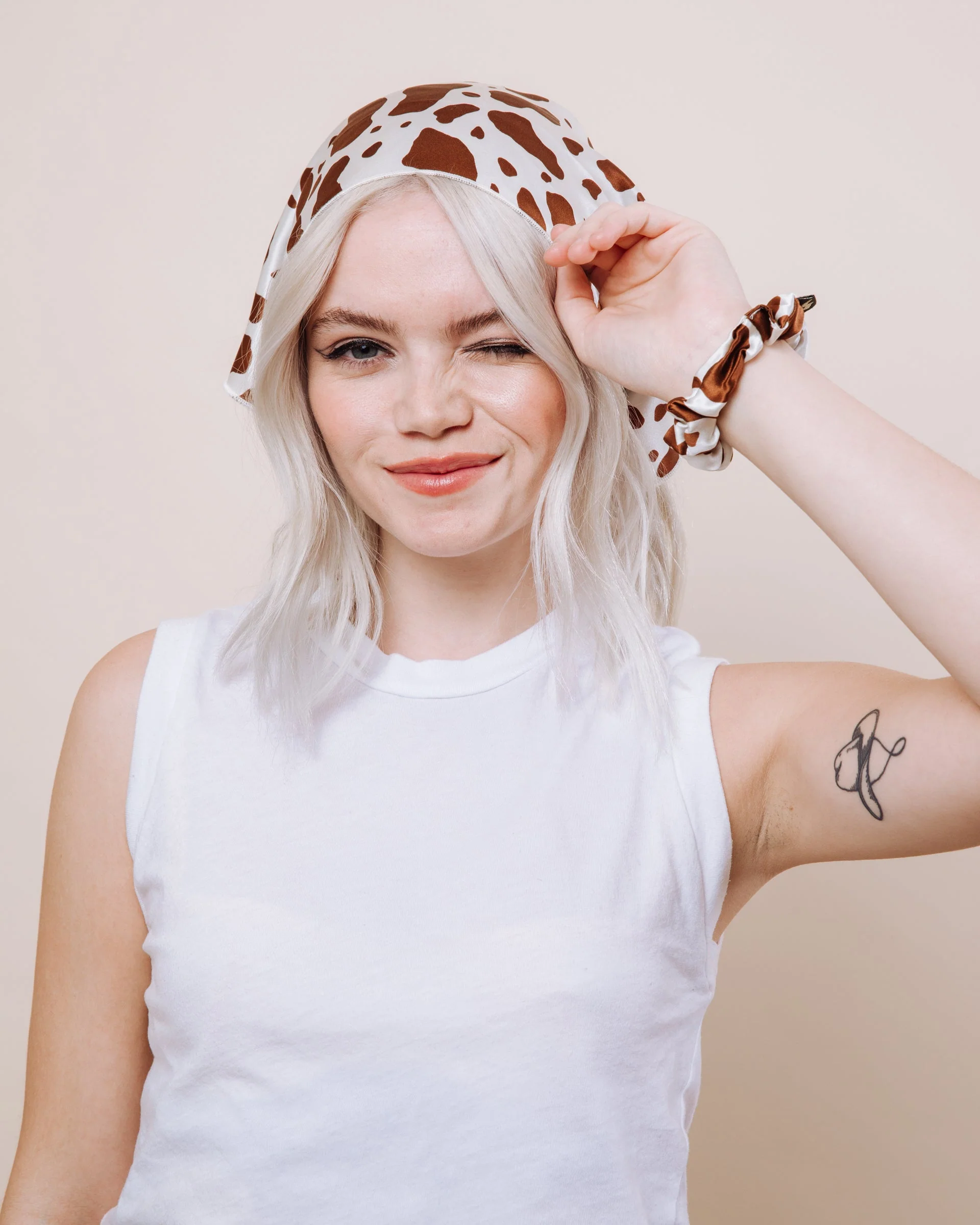 Honky Cat - Convertible Scrunchie Tie - Image 10